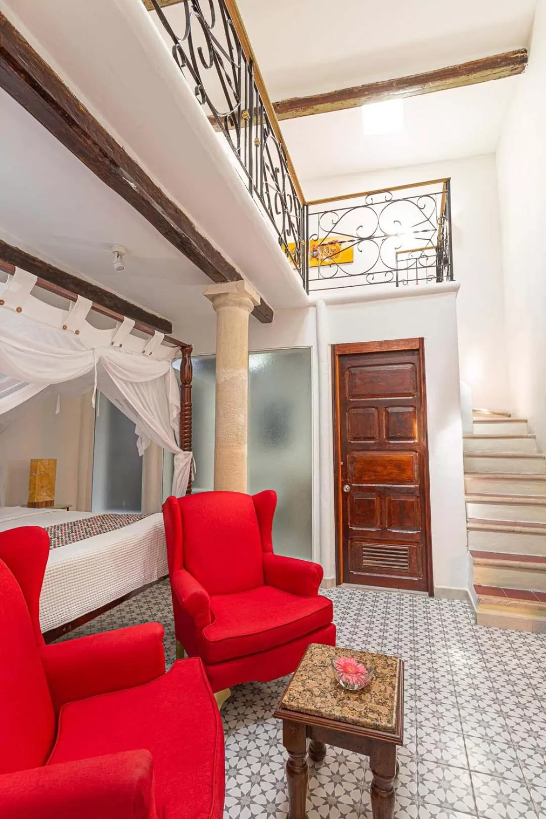 Living room, Bed in Viva Merida Hotel Boutique