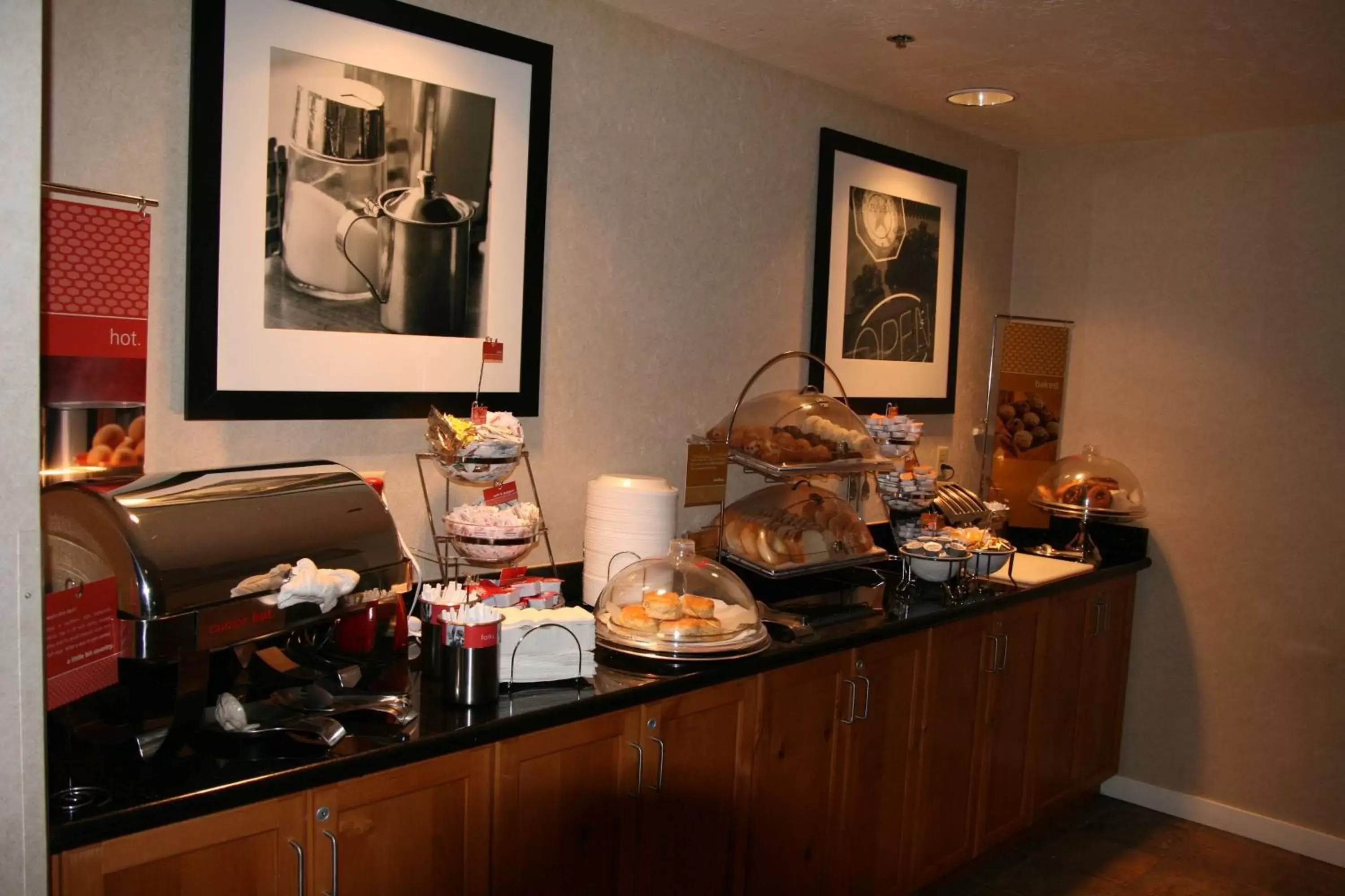 Dining area, Restaurant/Places to Eat in Hampton Inn Salt Lake City/Murray