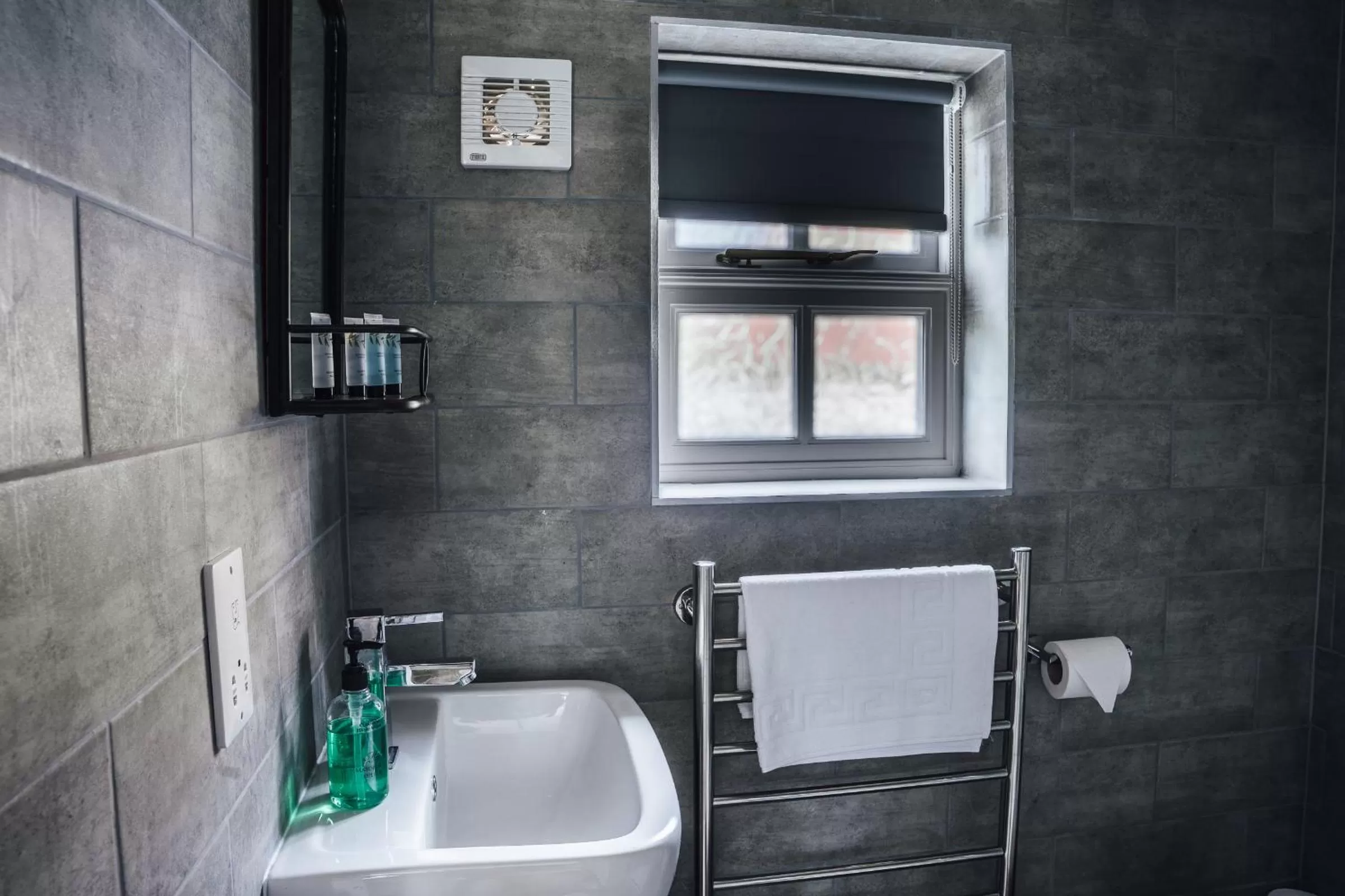 Bedroom in The Bull Inn