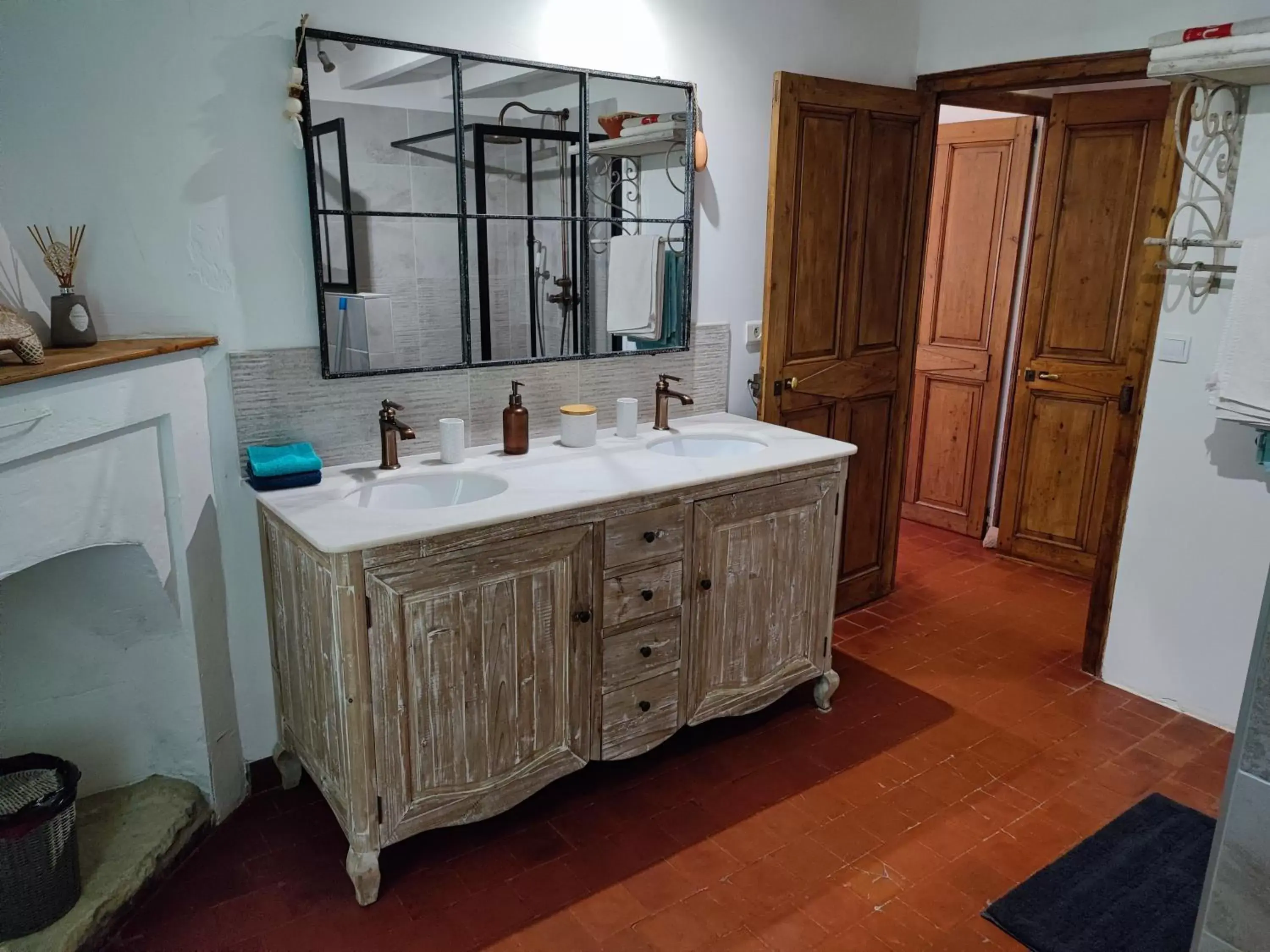 Bathroom in Le Ptit Cottage