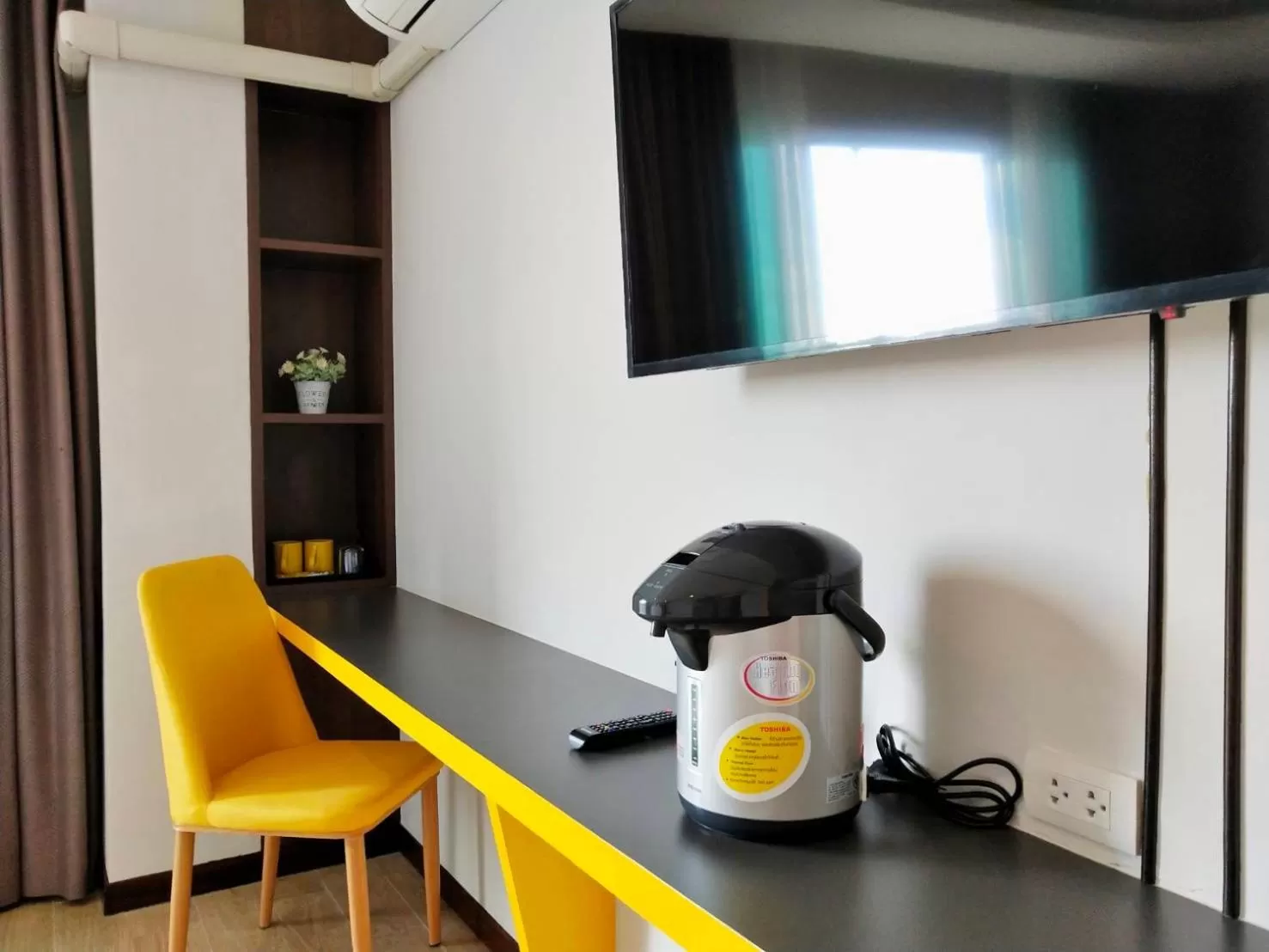 TV and multimedia in โคโค่ โฮเทล KOCO Hotel