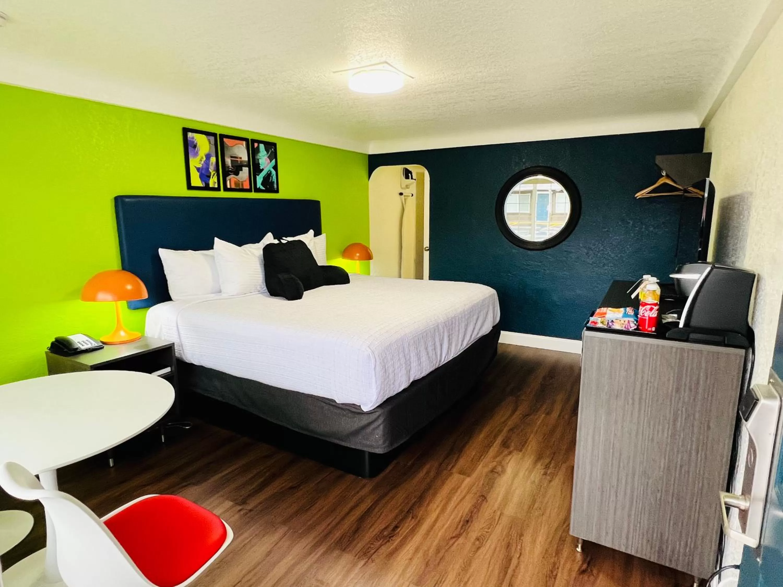 Bed in Signature Inn Eugene