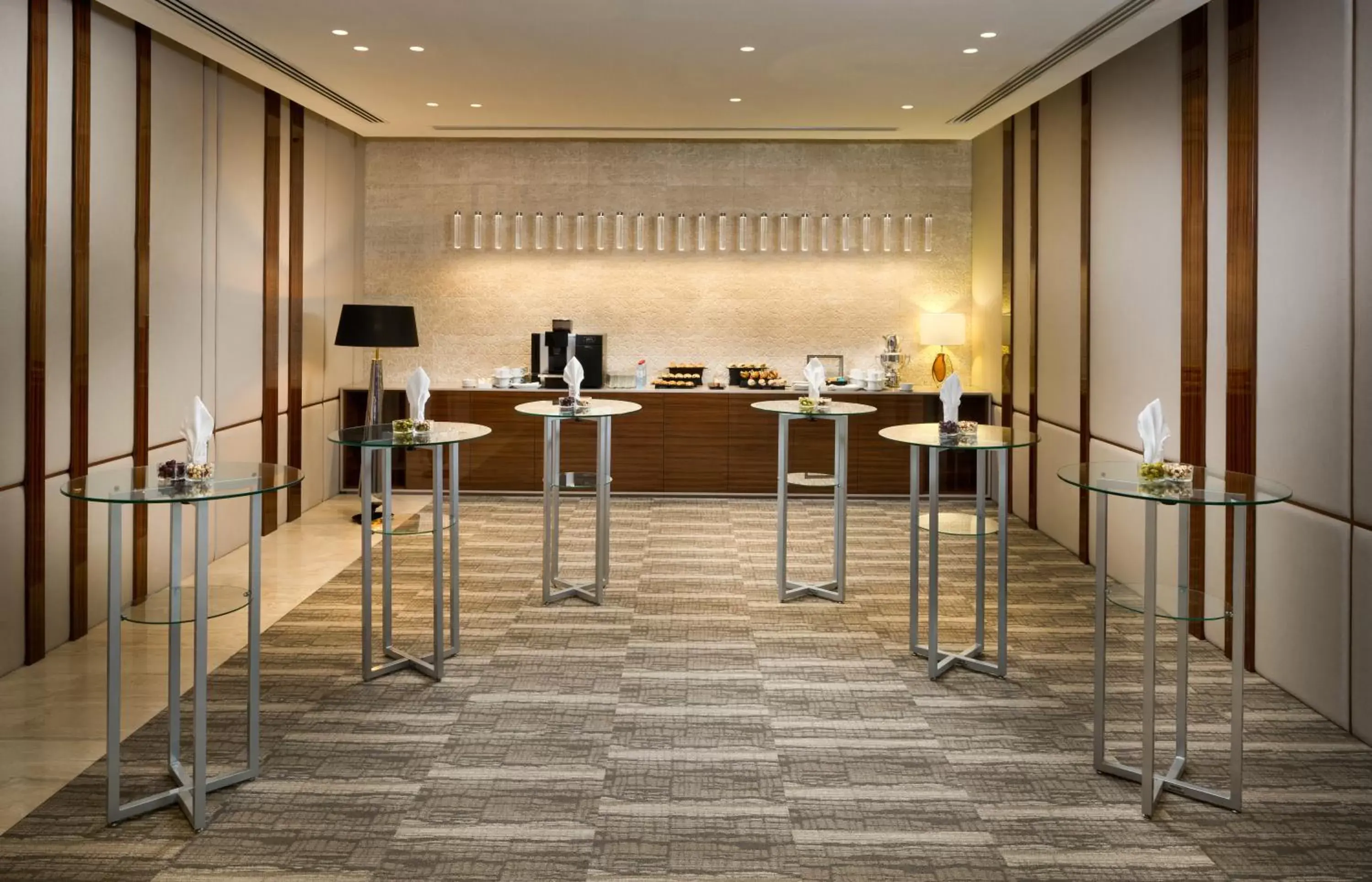 Meeting/conference room, Restaurant/Places to Eat in Millennium Place Barsha Heights Hotel Apartments
