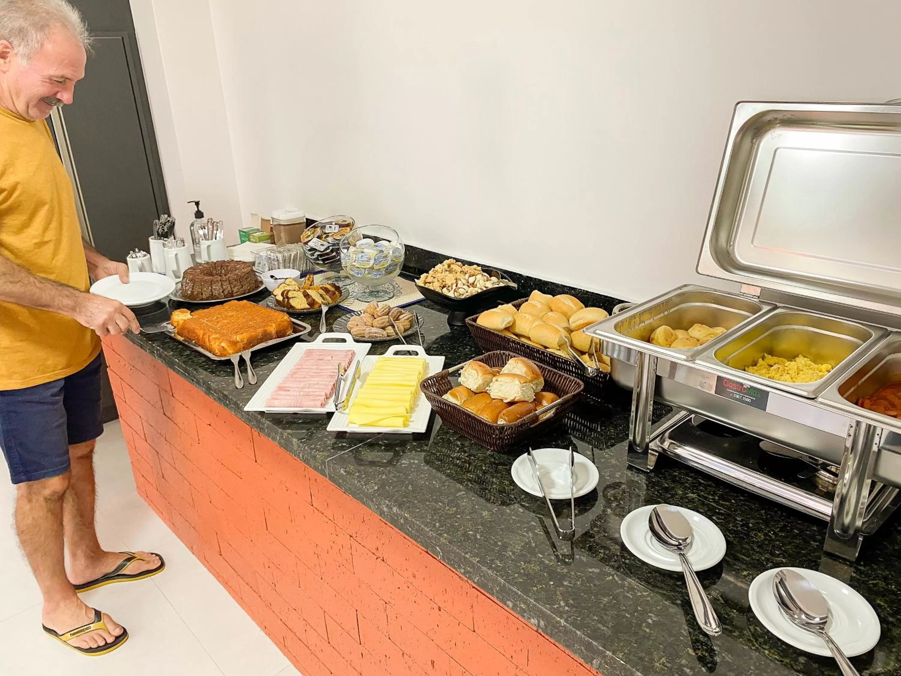 Breakfast, Food in GUINZA