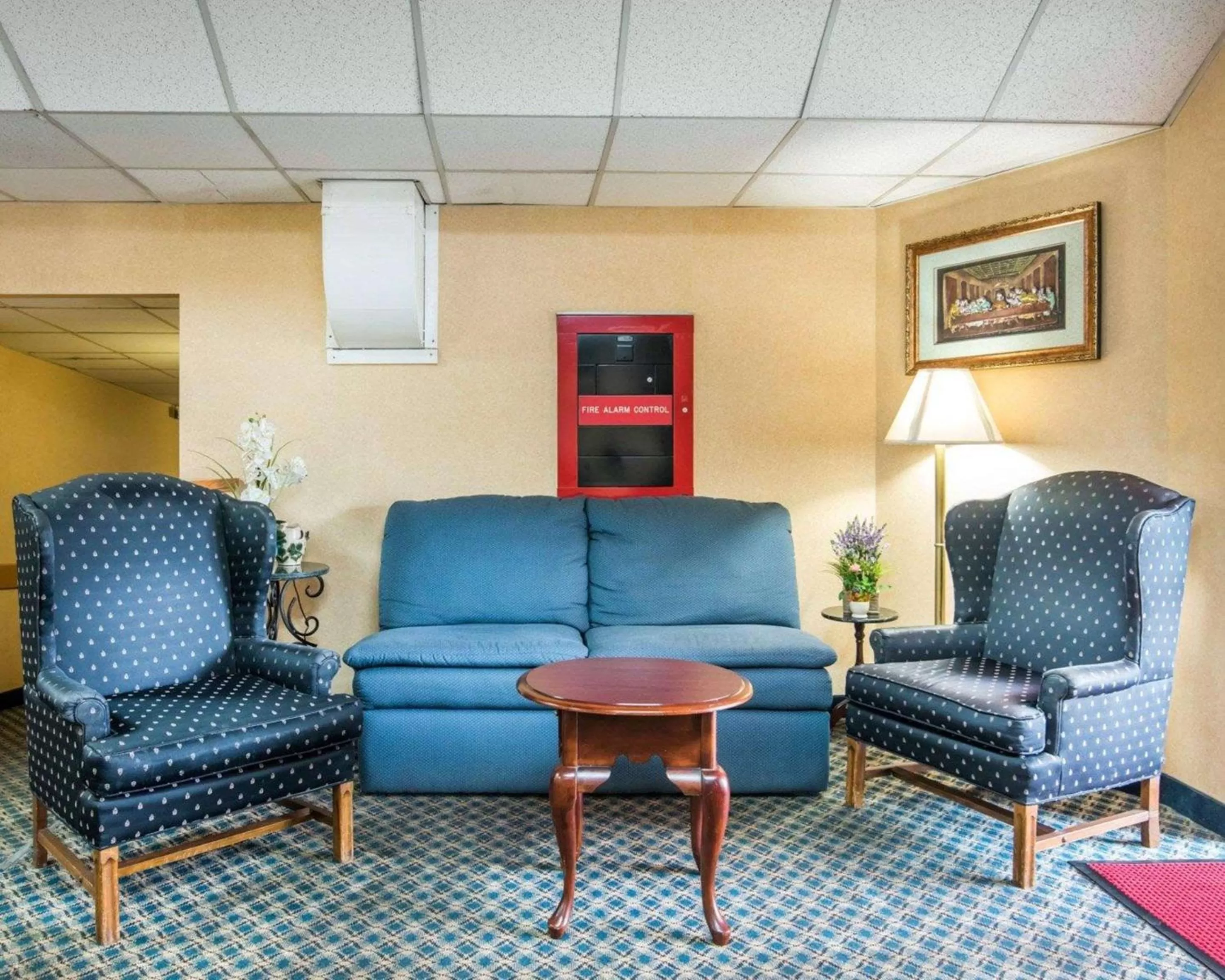 Lobby or reception in Econo Lodge Manchester