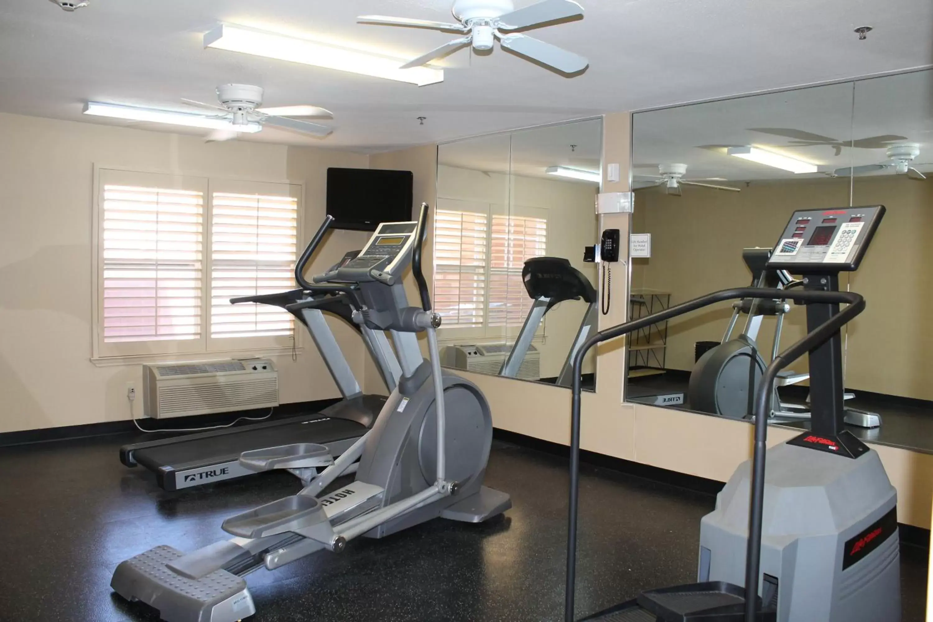 Fitness centre/facilities, Fitness Center/Facilities in Extended Stay America Suites - Houston - Med Ctr - NRG Park - Braeswood Blvd