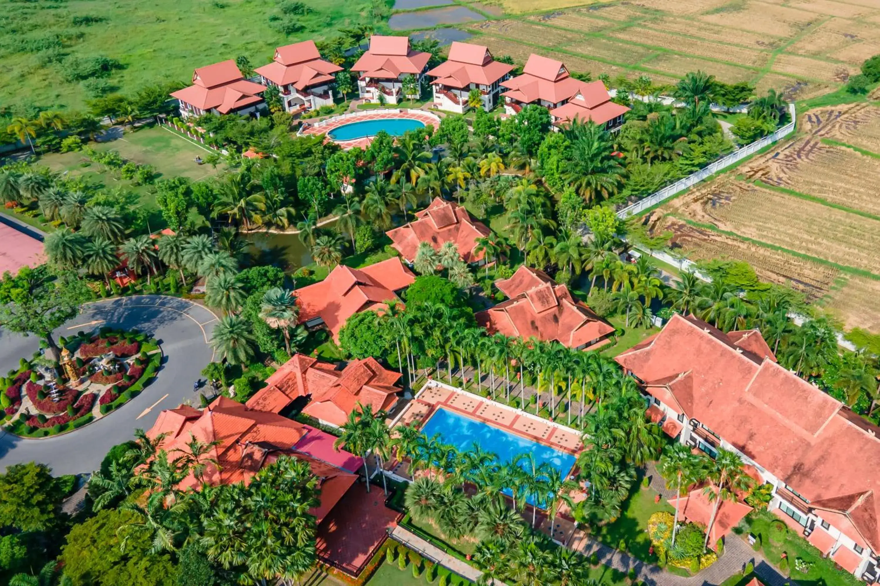 Property building, Bird's-eye View in Horizon Village & Resort SHA Plus