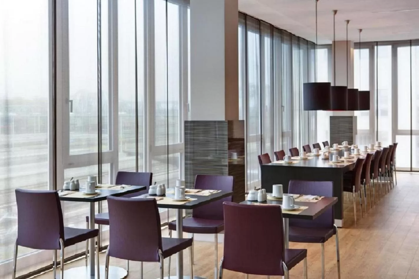 Restaurant/places to eat in IntercityHotel Darmstadt