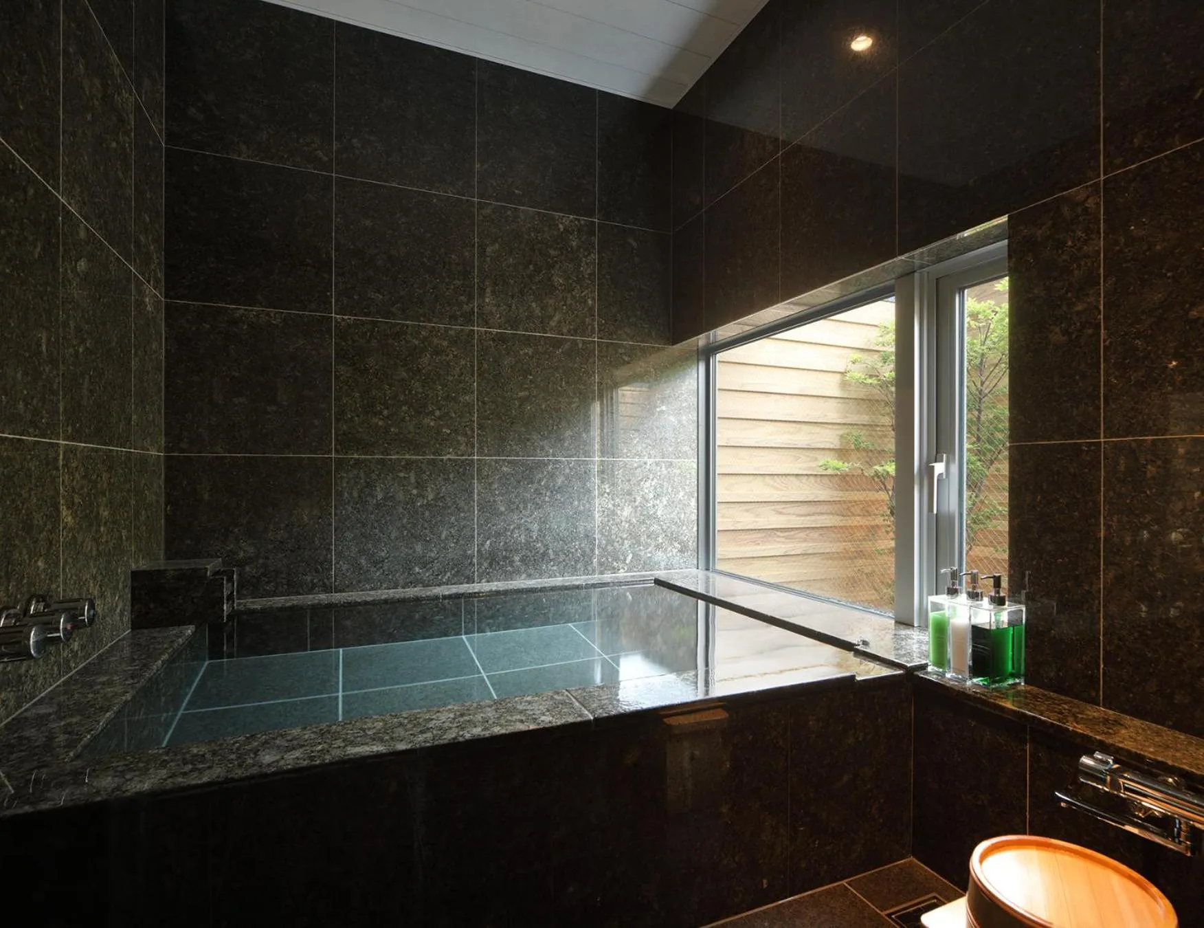 Photo of the whole room in Ryokan Yoshidaya