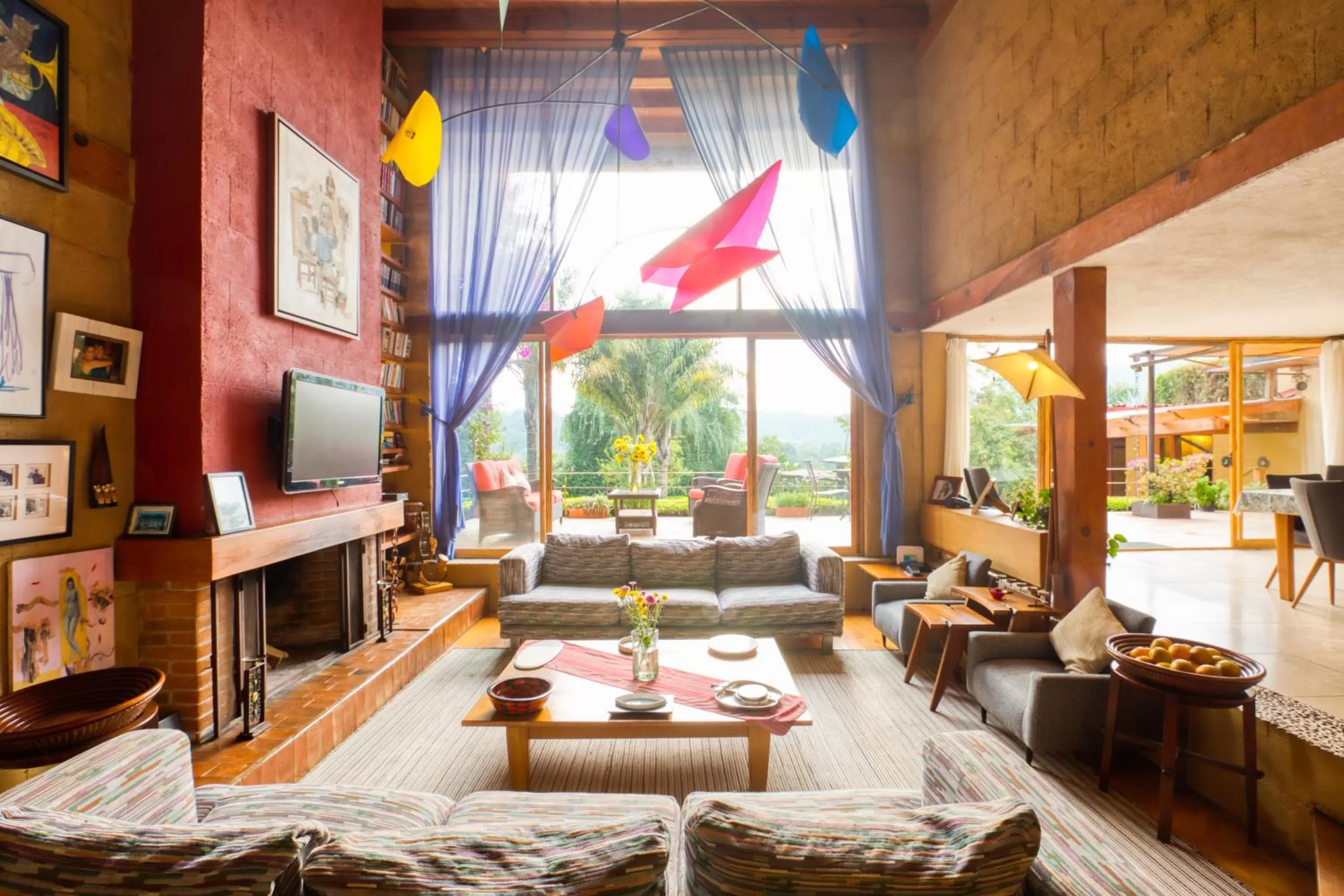 Library in La Joya del Viento