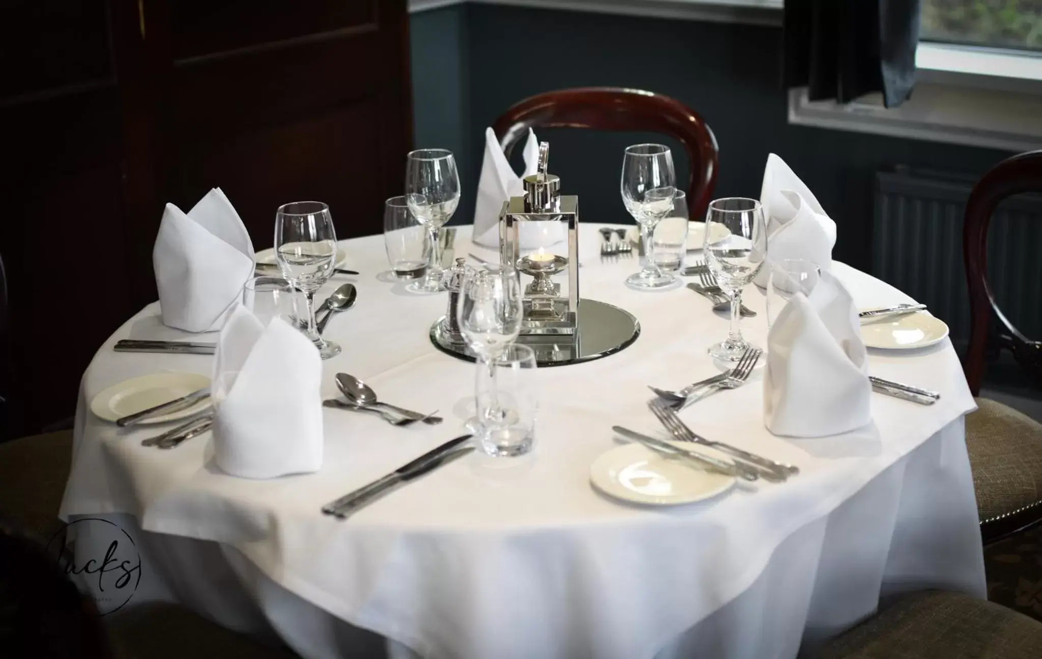 Restaurant/Places to Eat in Pennine Manor Hotel