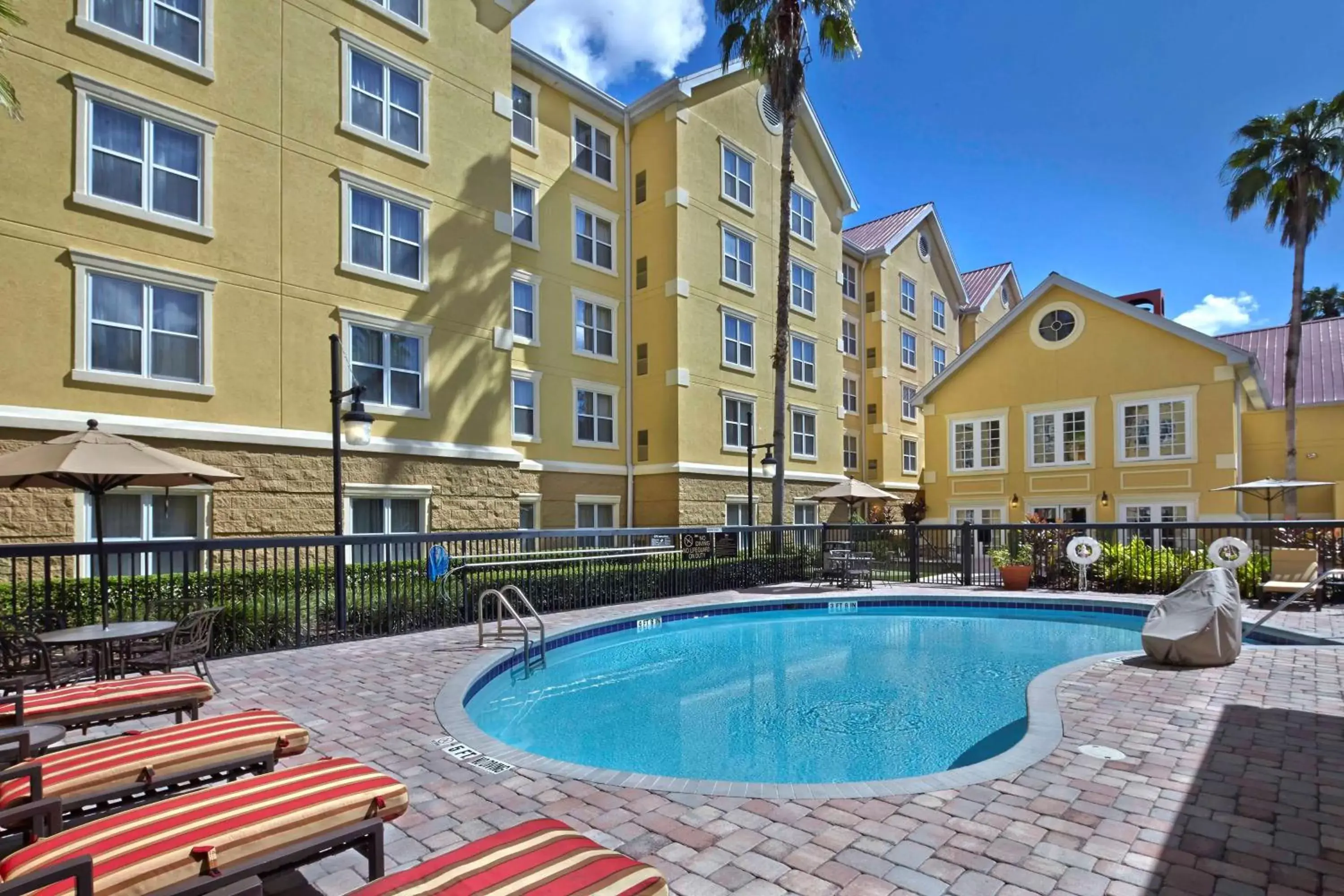 Pool view, Swimming Pool in Homewood Suites by Hilton Lake Mary