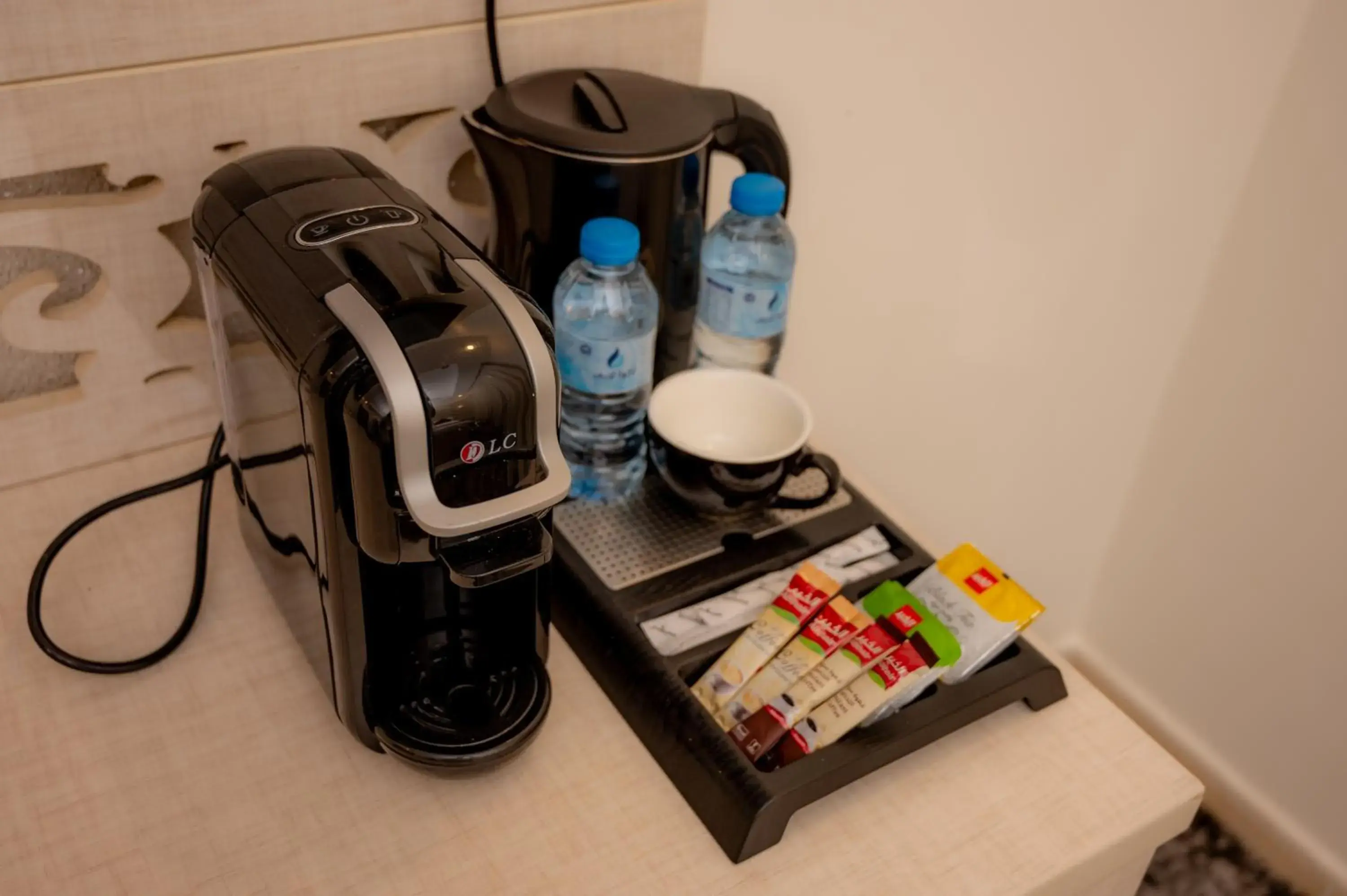 Coffee/Tea Facilities in Areen Hotel