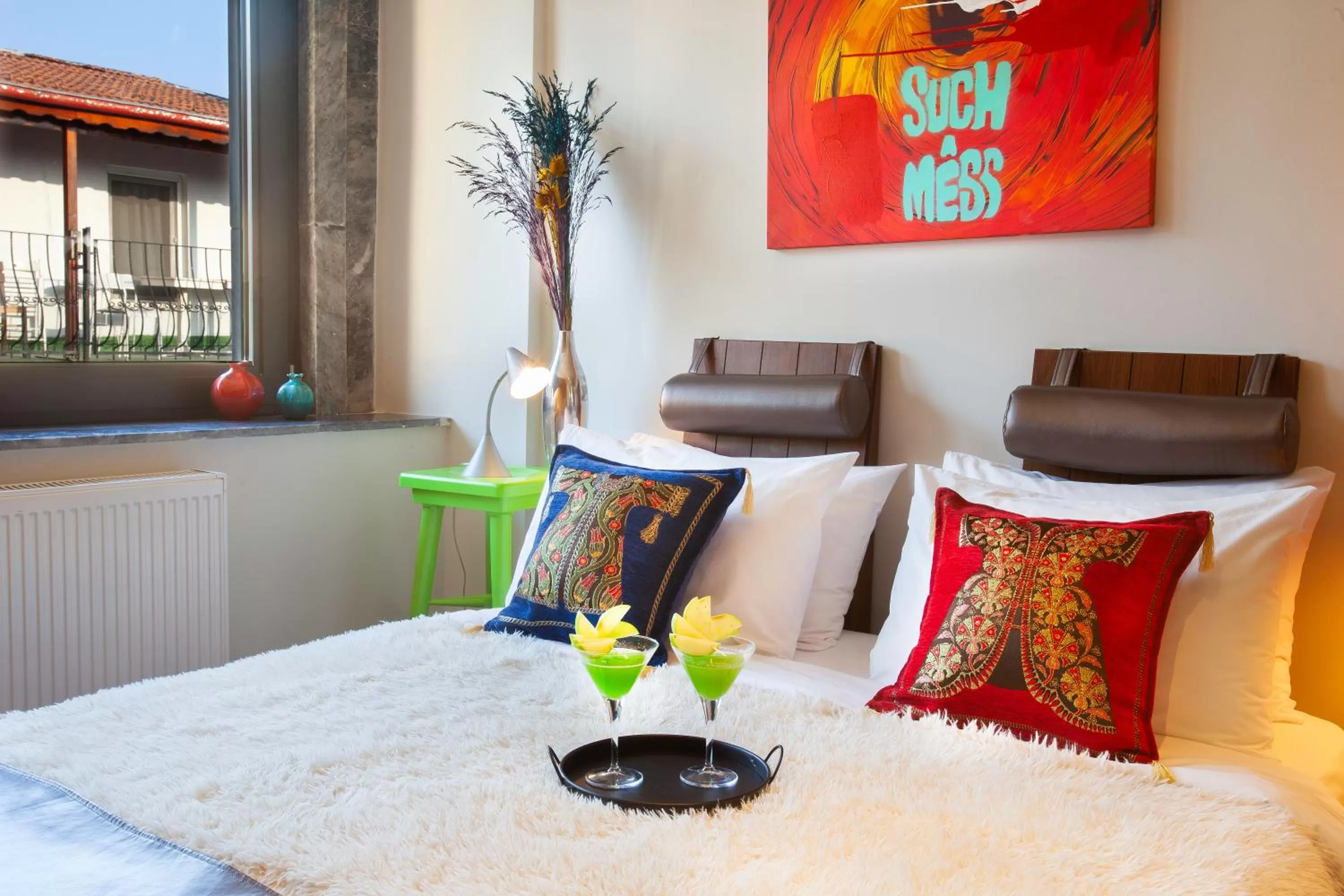 Photo of the whole room, Bed in Duo Galata Hotel