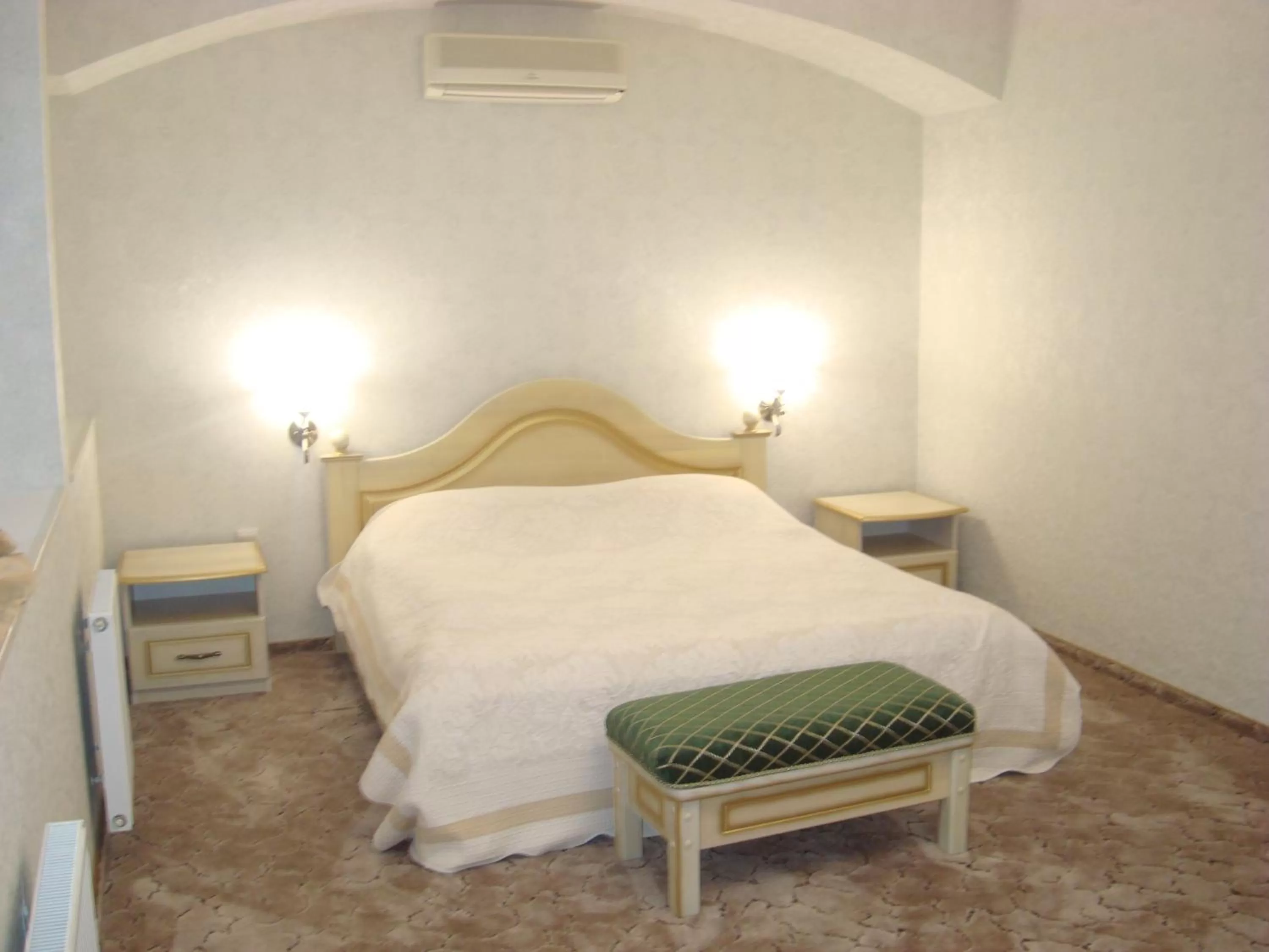 Bed in Veles Hotel