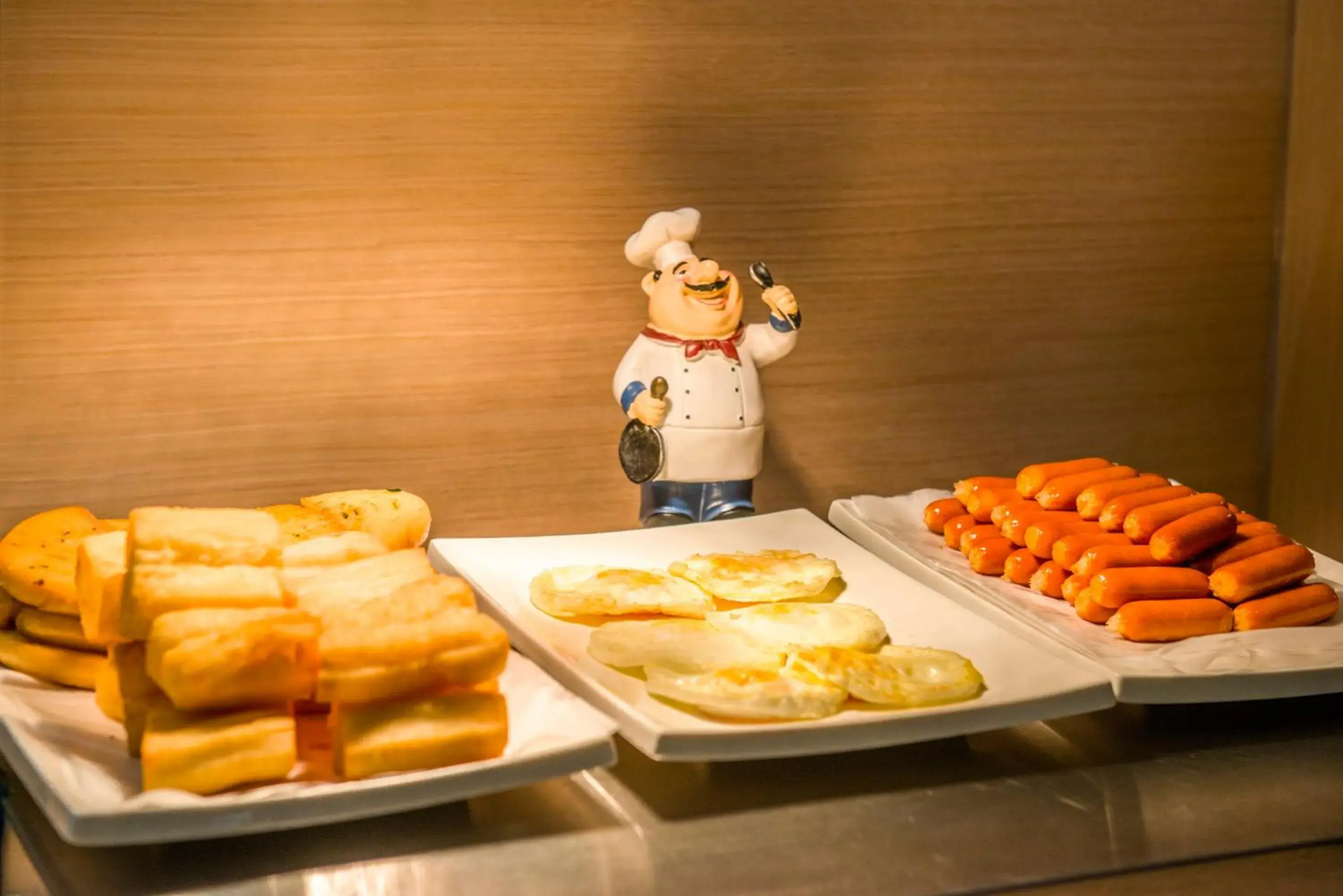 Breakfast in Holiday Inn Express Foshan Beijiao, an IHG Hotel