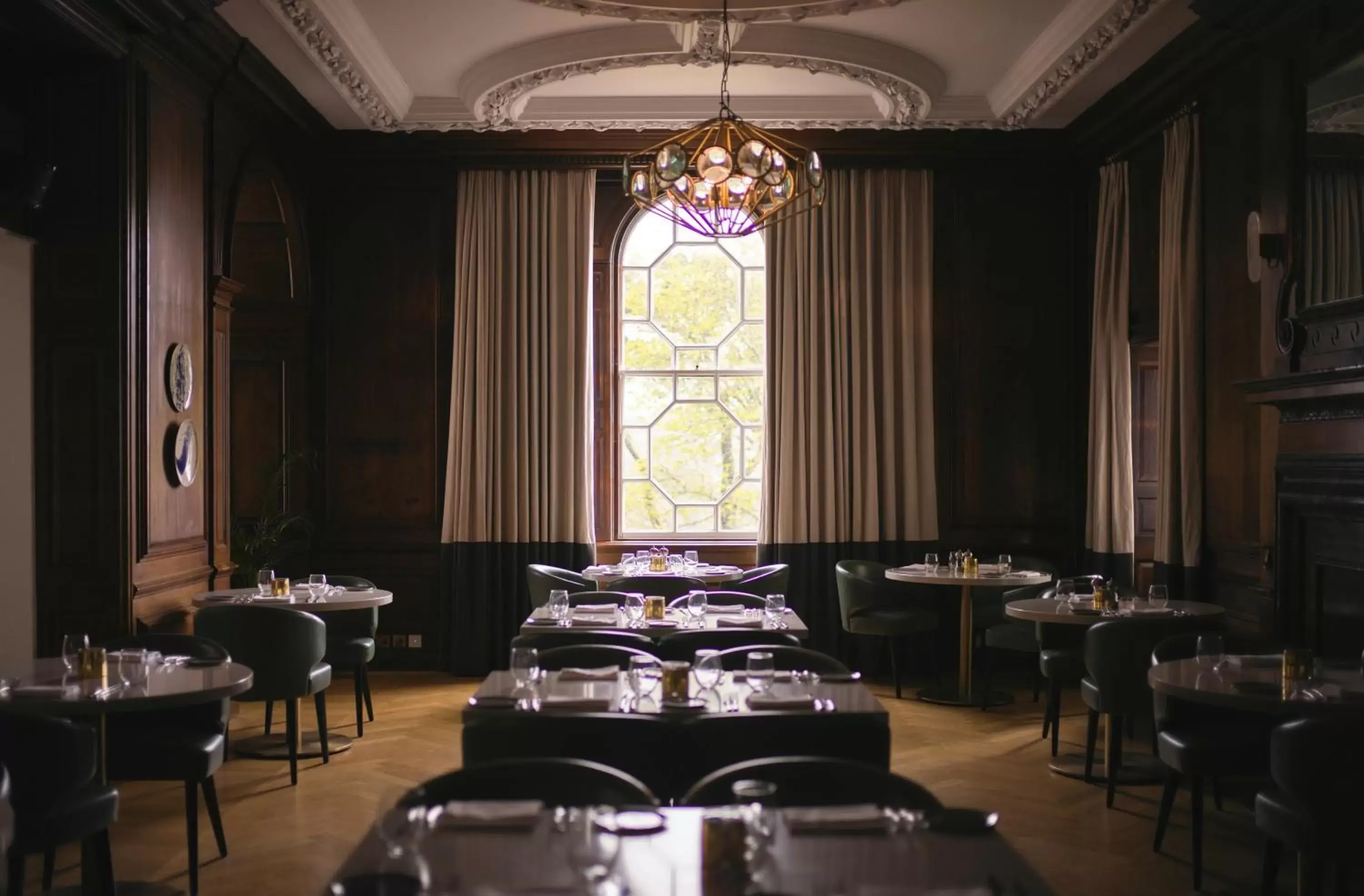 Restaurant/Places to Eat in Fowey Hall - A Luxury Family Hotel