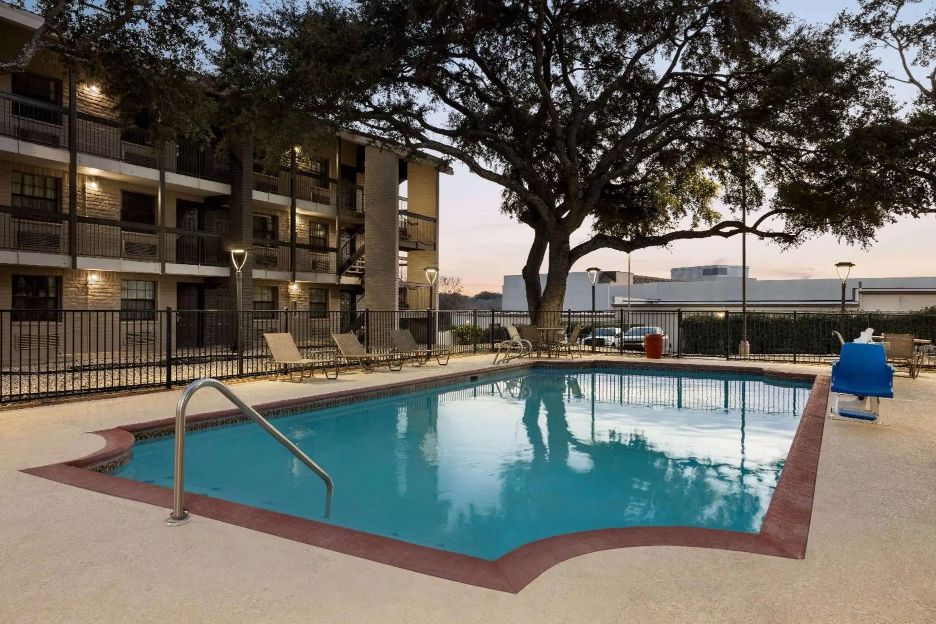 Pool view, Swimming Pool in La Quinta Inn by Wyndham San Antonio I-35 N at Toepperwein