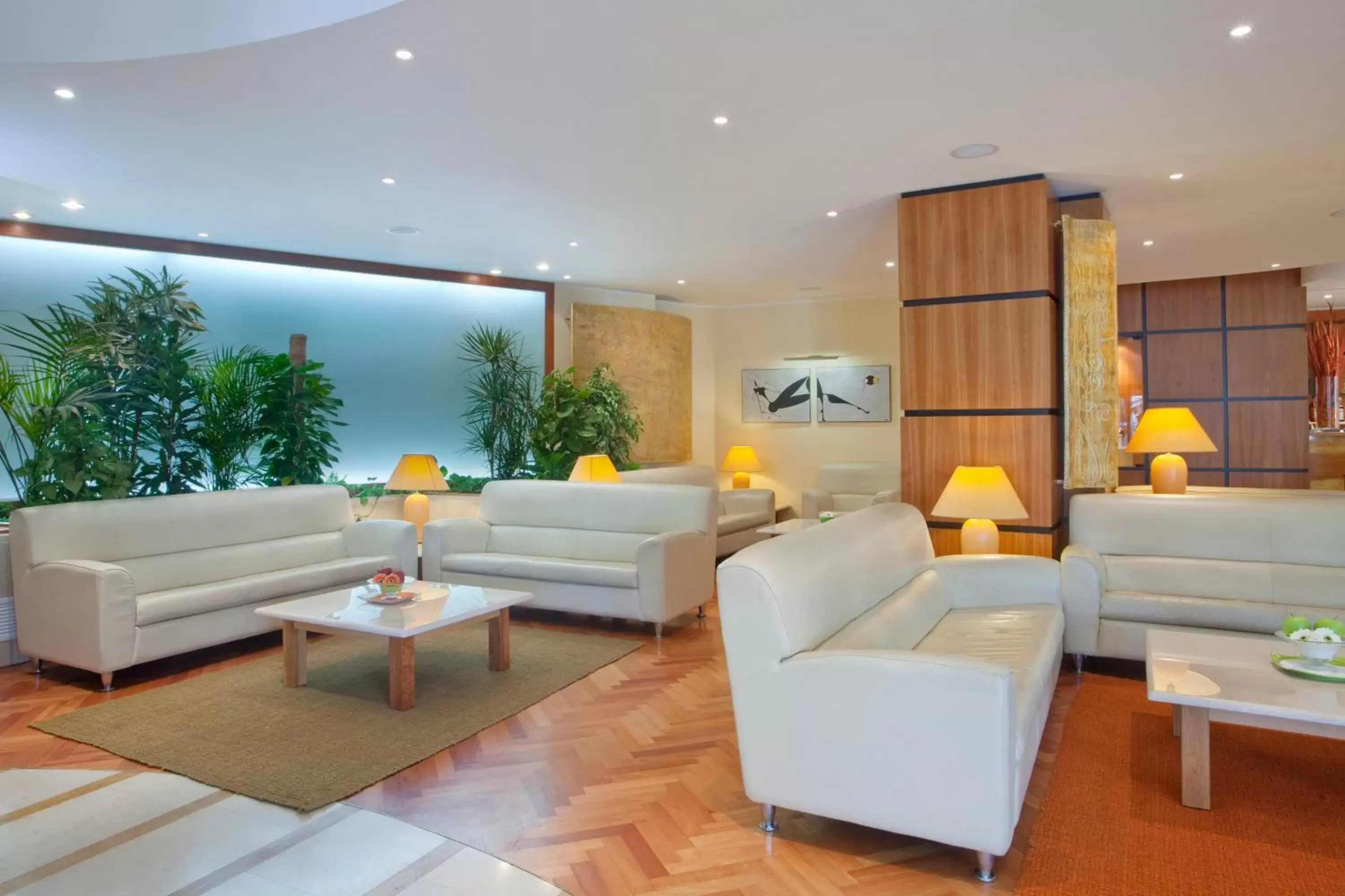 Property building in Holiday Inn Cagliari by IHG Property building in Holiday Inn Cagliari by IHG