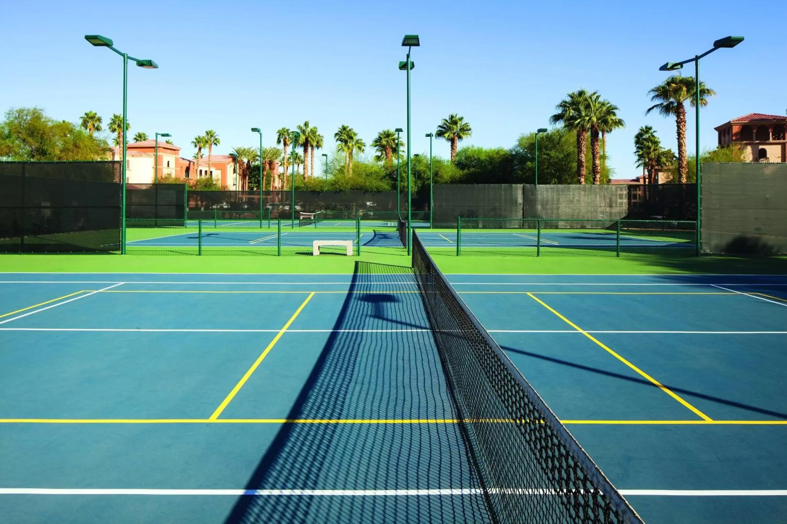 Tennis court, Tennis/Squash in Marriott's Shadow Ridge II - The Enclaves
