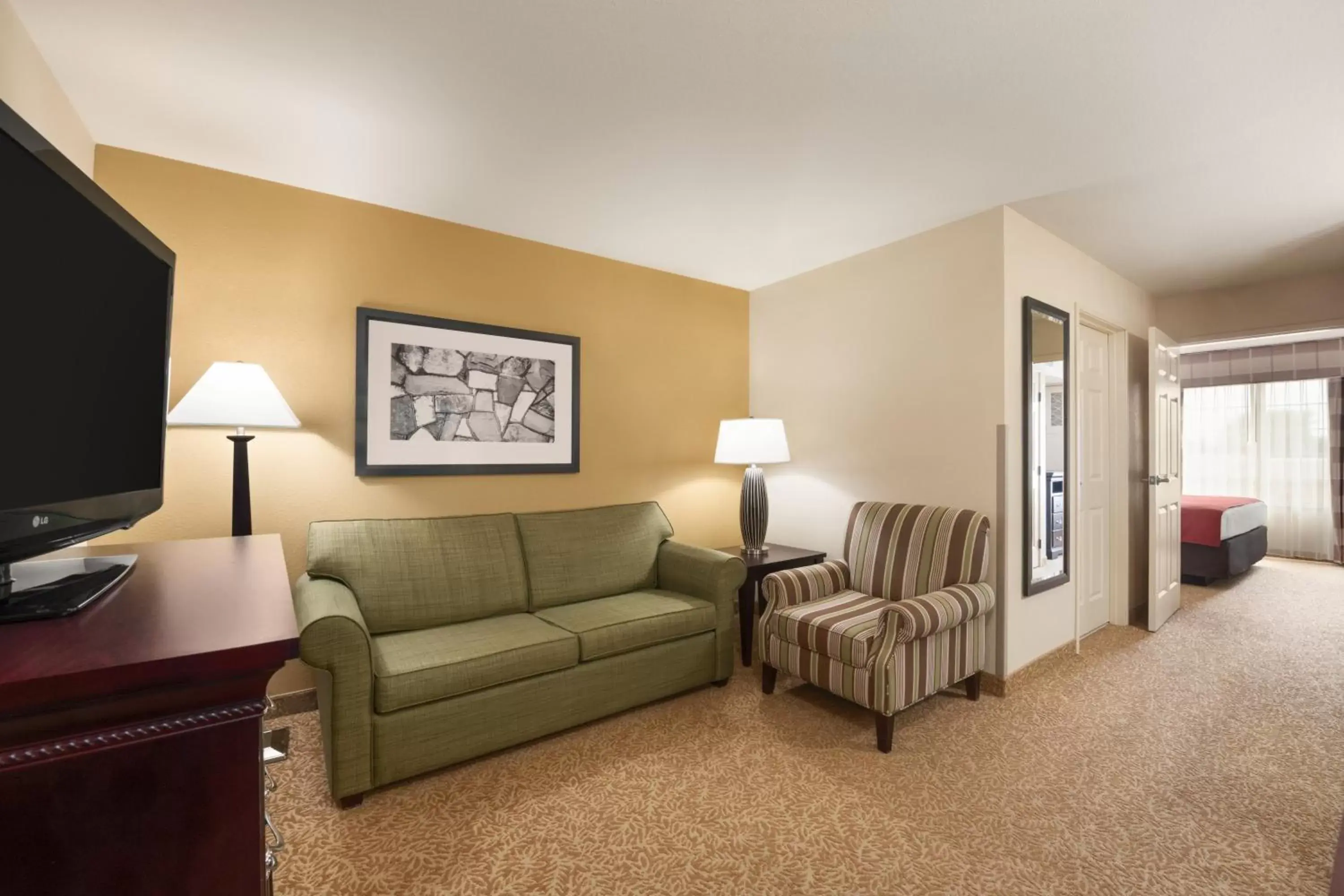 Photo of the whole room, Seating Area in Country Inn & Suites by Radisson, Minot, ND