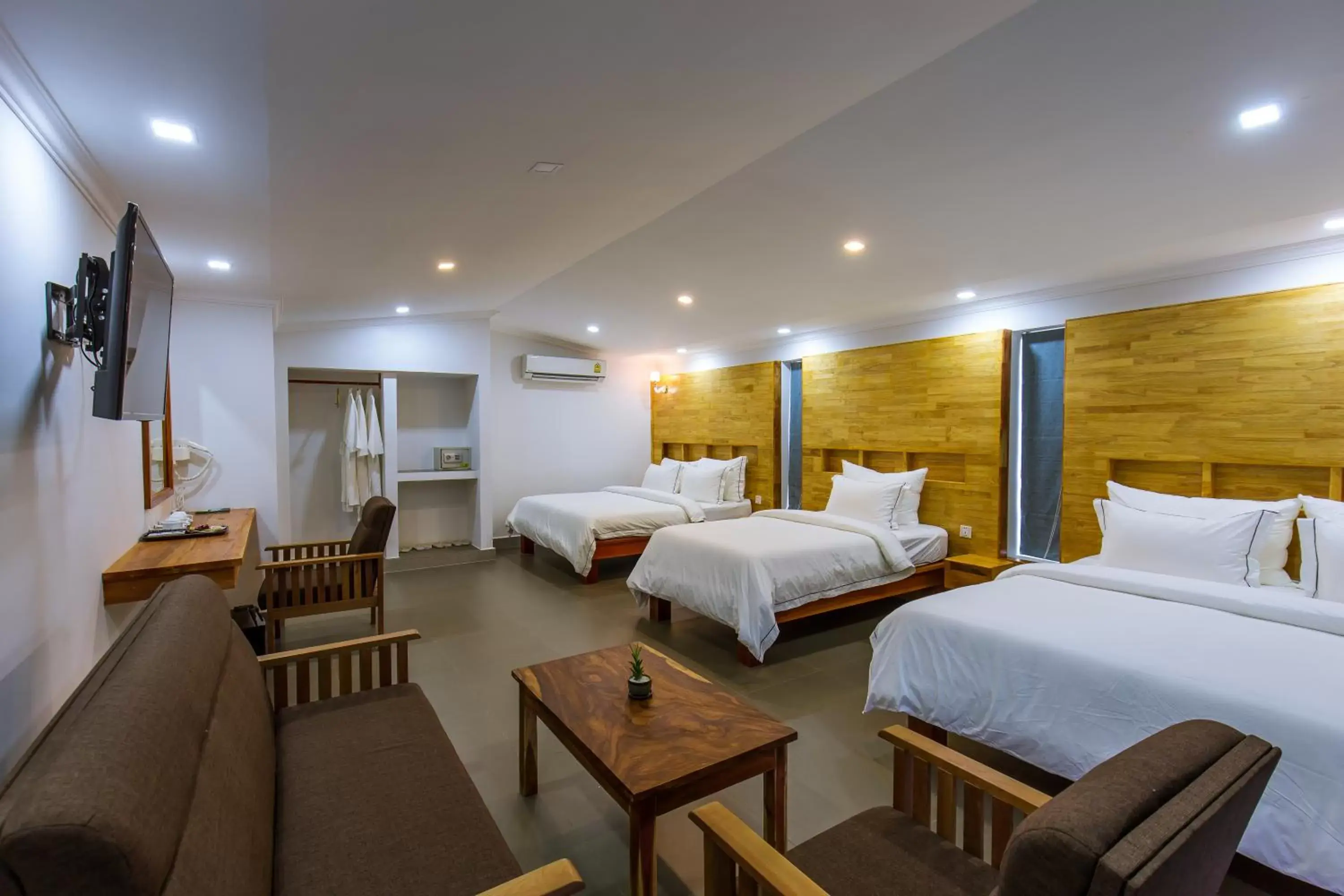 Shower, Bed in Sandy Clay Bungalows