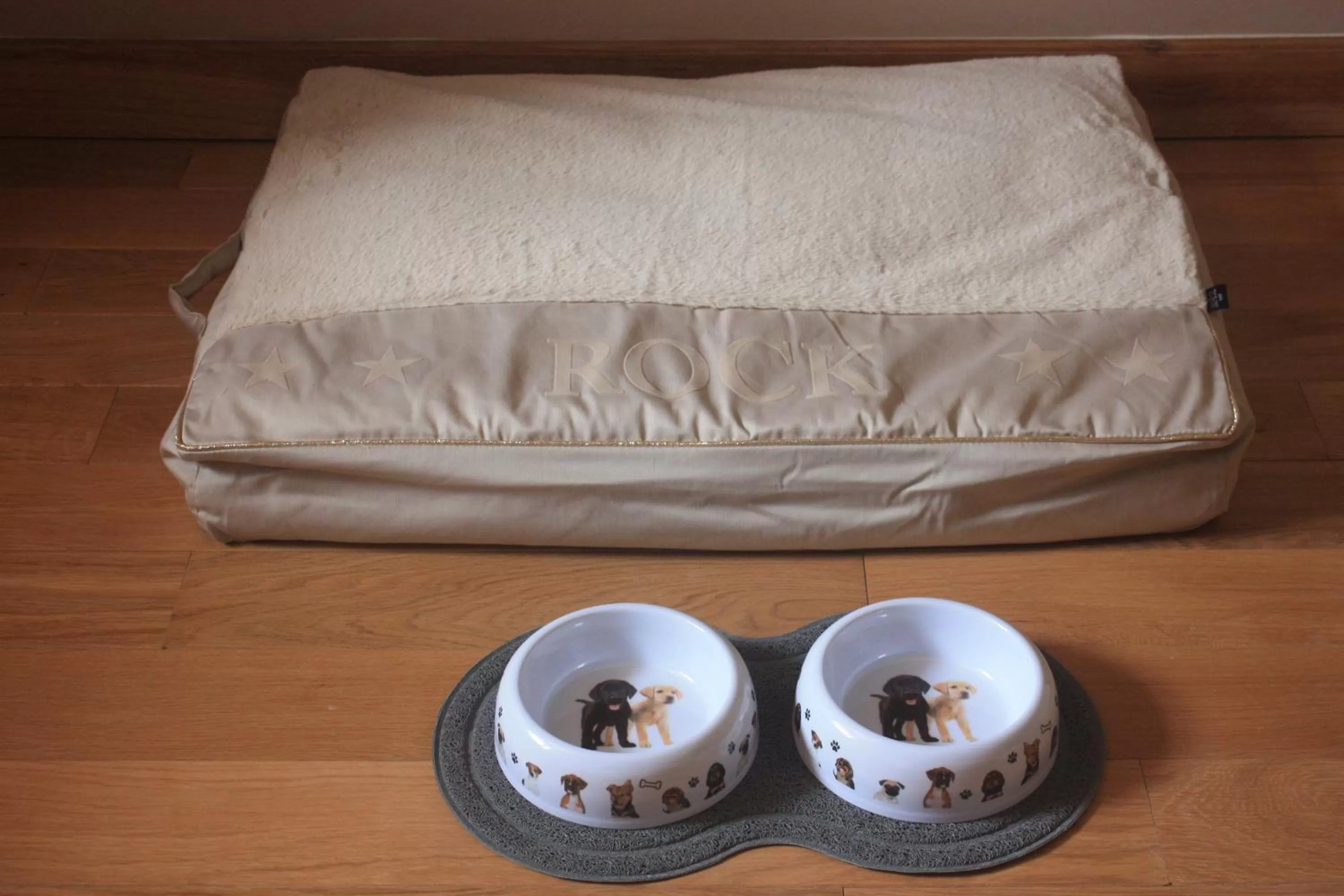 Pets, Bed in Le Domaine de Bella