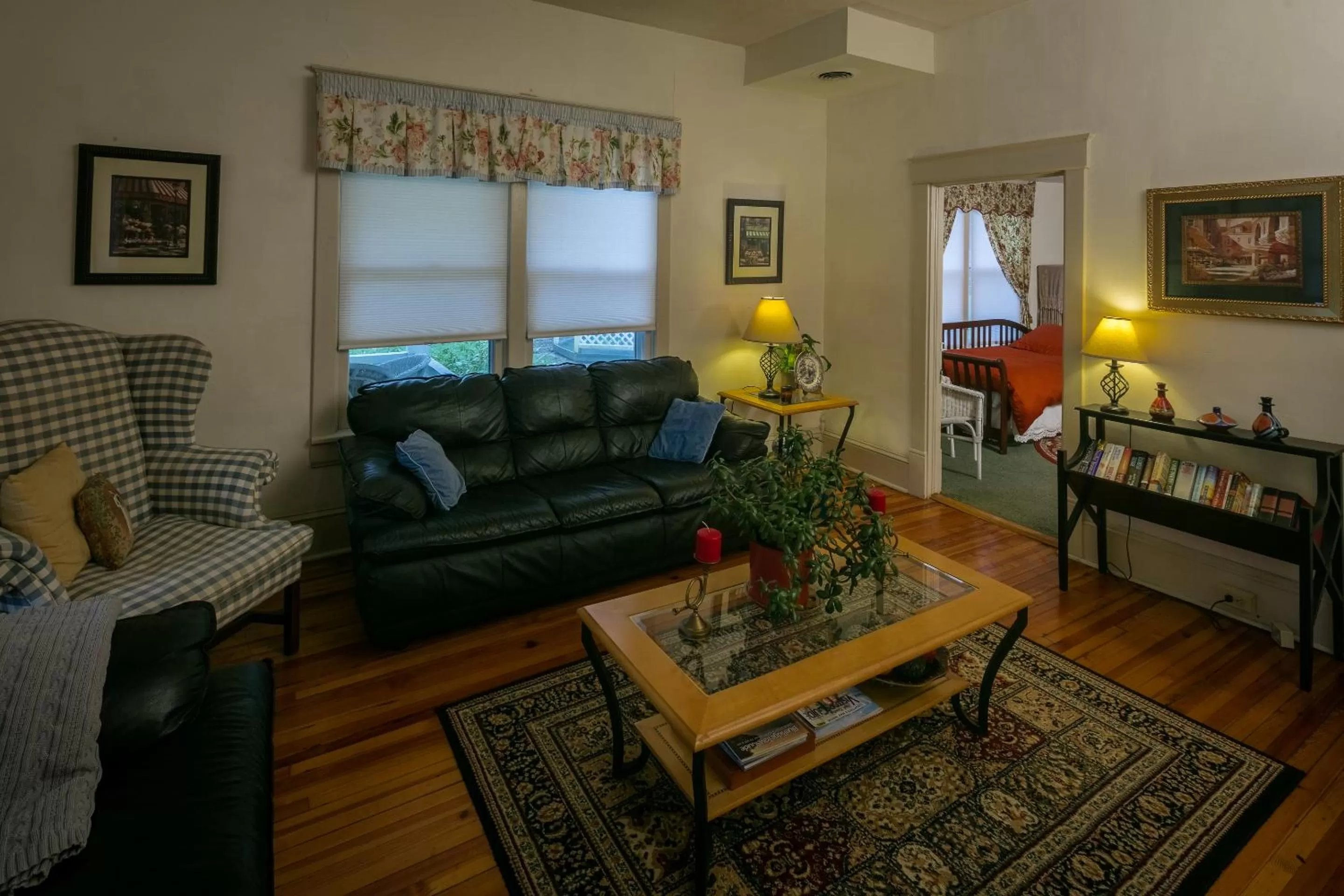 Seating Area in Taylor House Inn