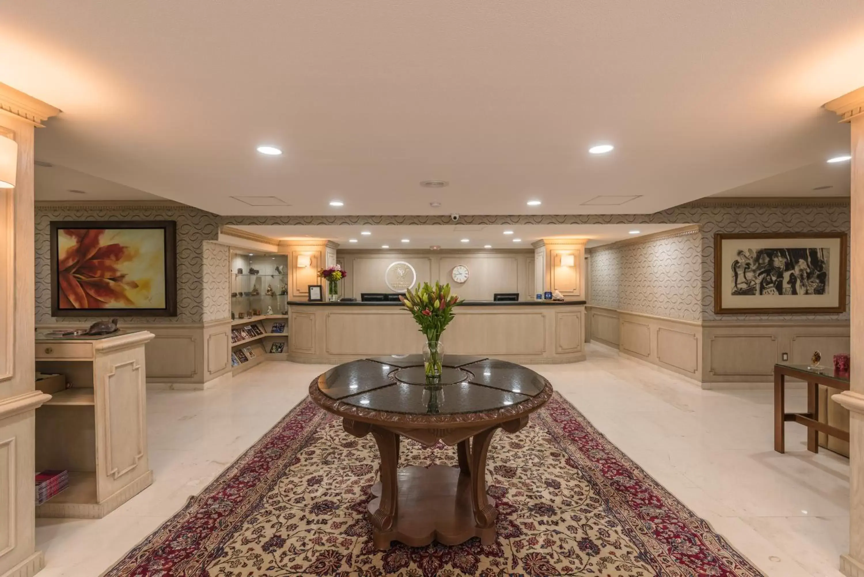Lobby or reception in Suites Perisur Apartamentos Amueblados