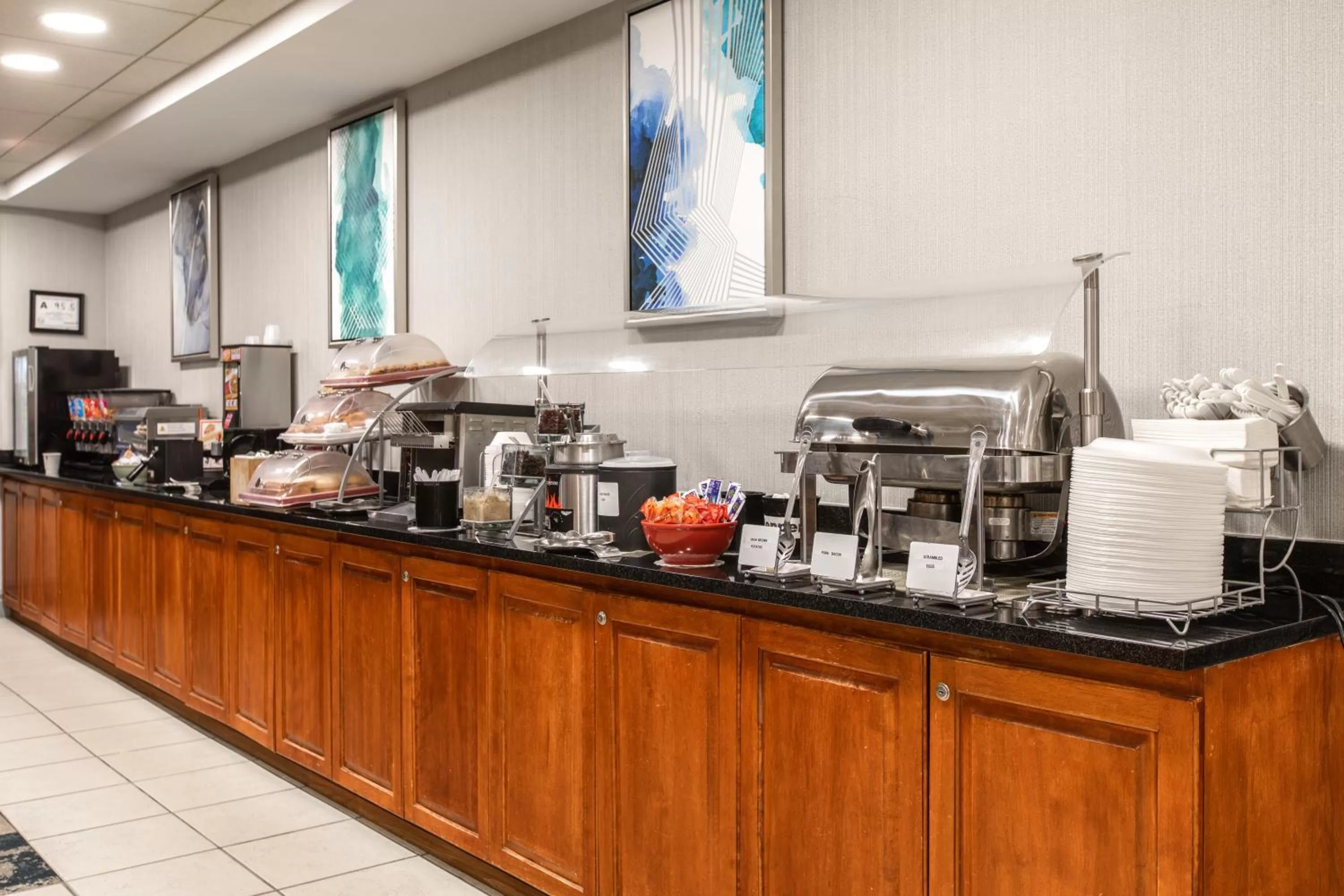 Breakfast in Wingate by Wyndham Charlotte Concord Mills/Speedway