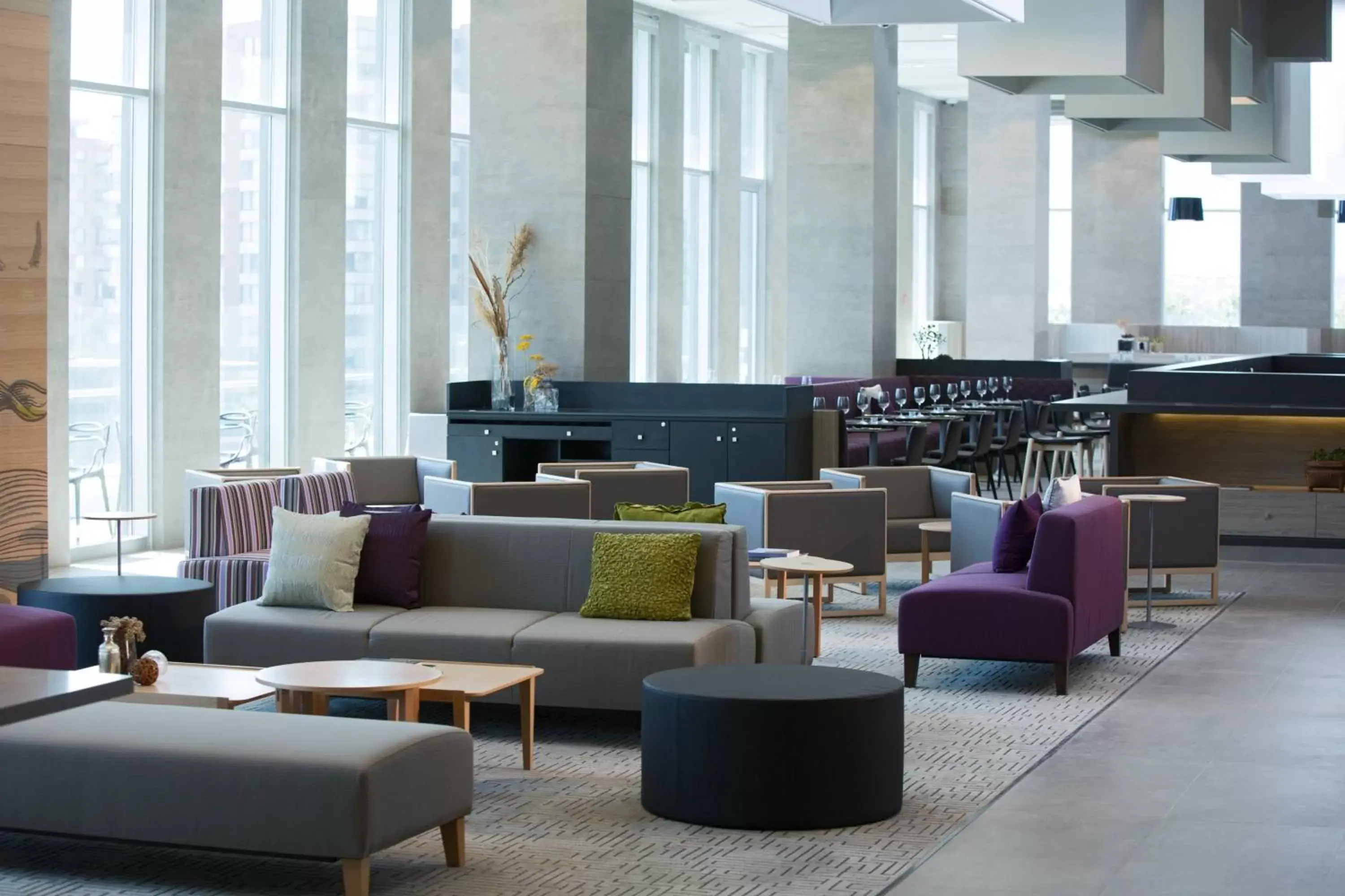 Lobby or reception in Courtyard by Marriott Santiago Las Condes