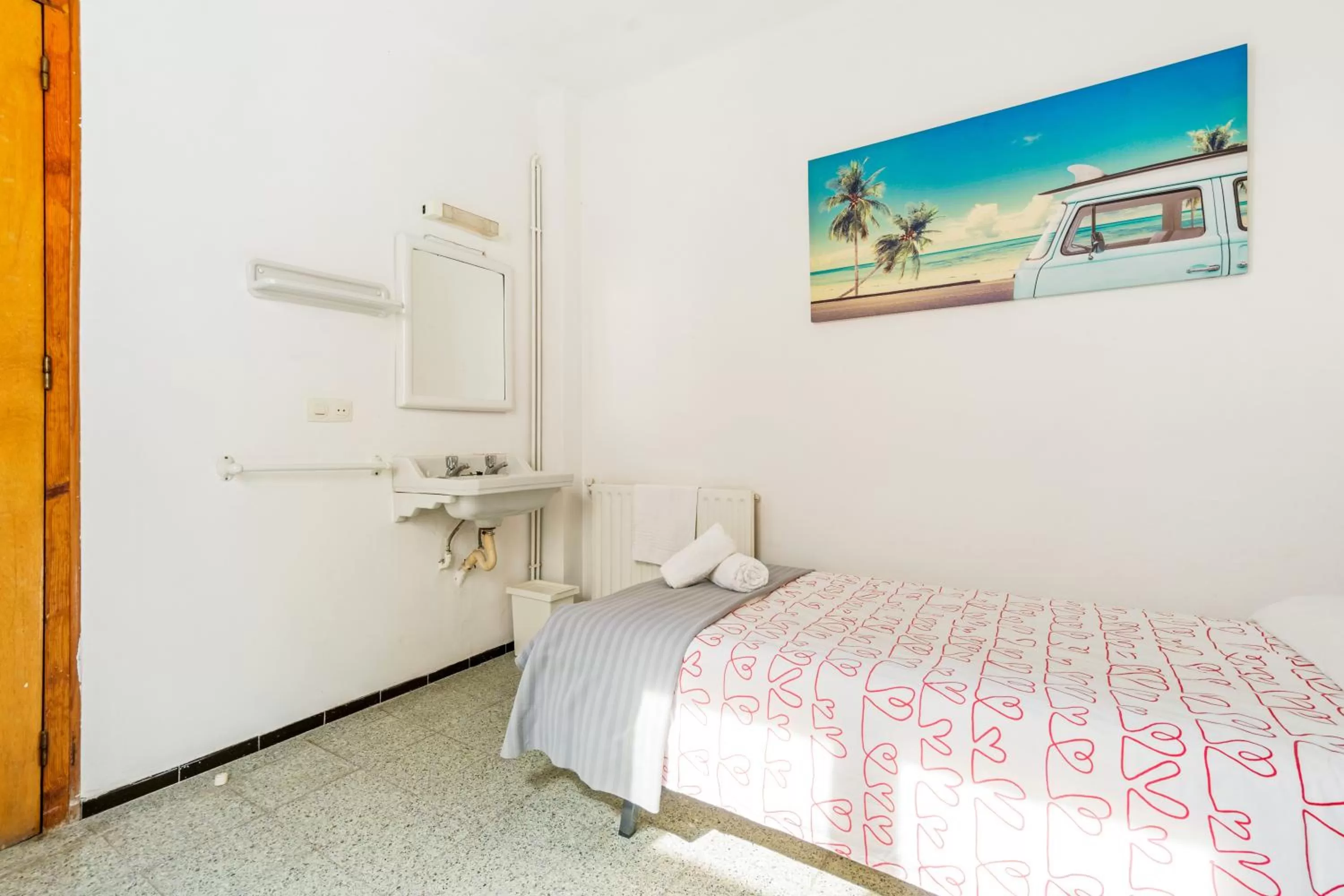 Bed in Hostal La Marina