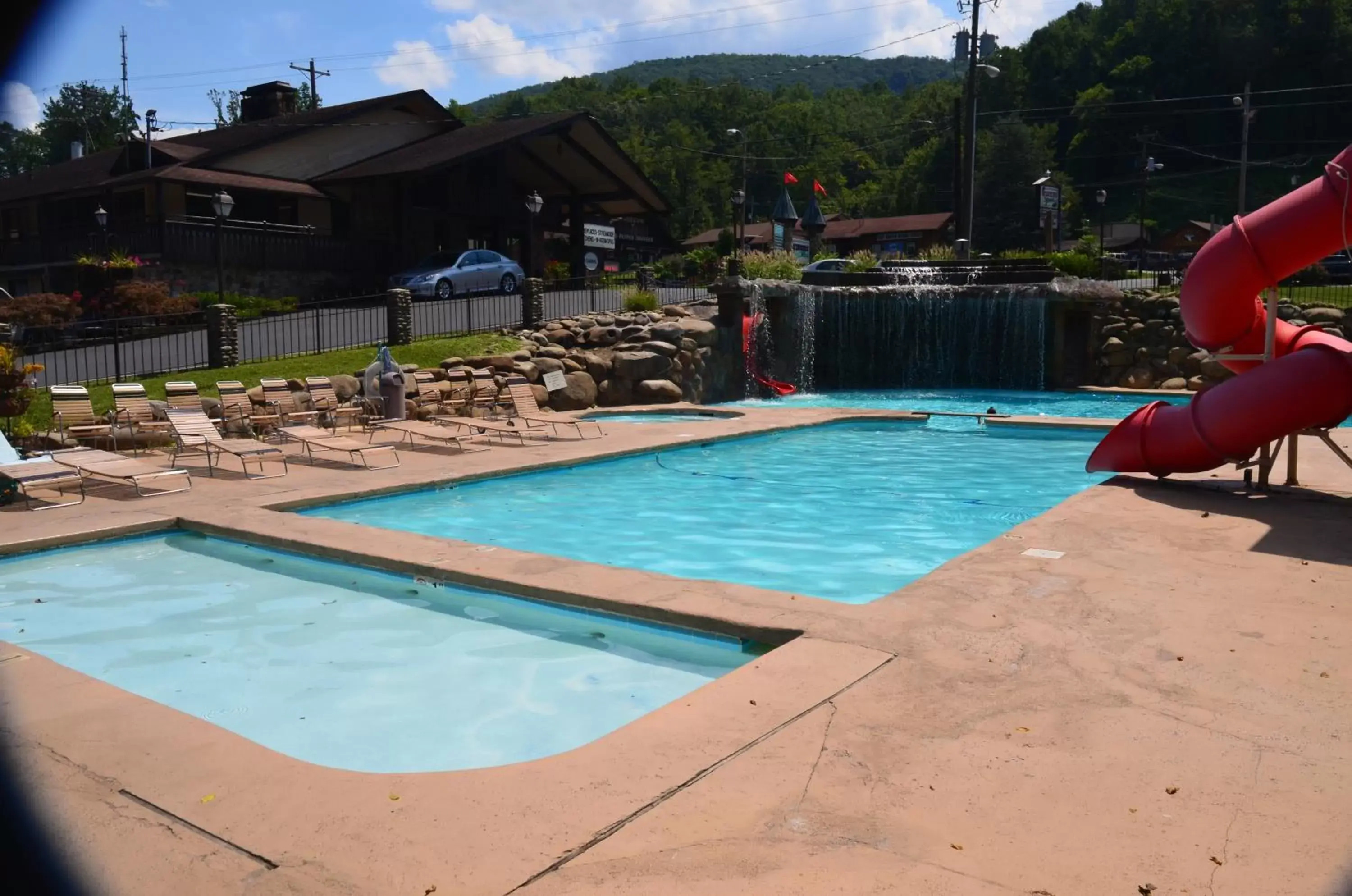 Day, Swimming Pool in Brookside Lodge