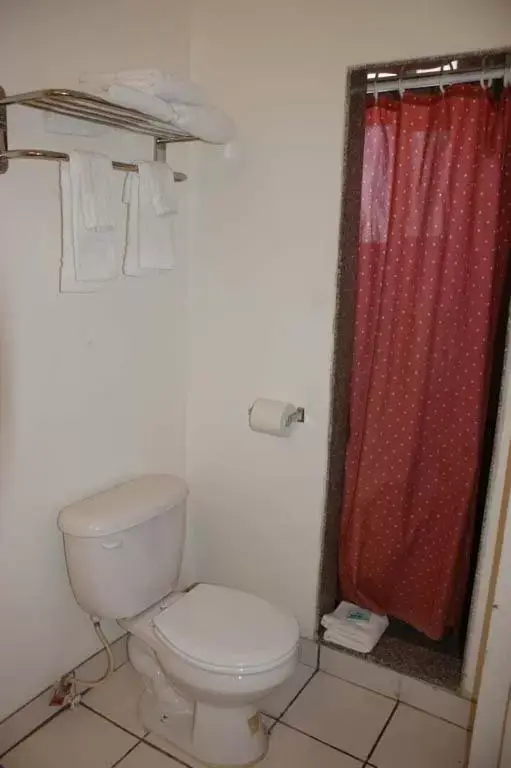 Bathroom in HWY Express Inn and Suites