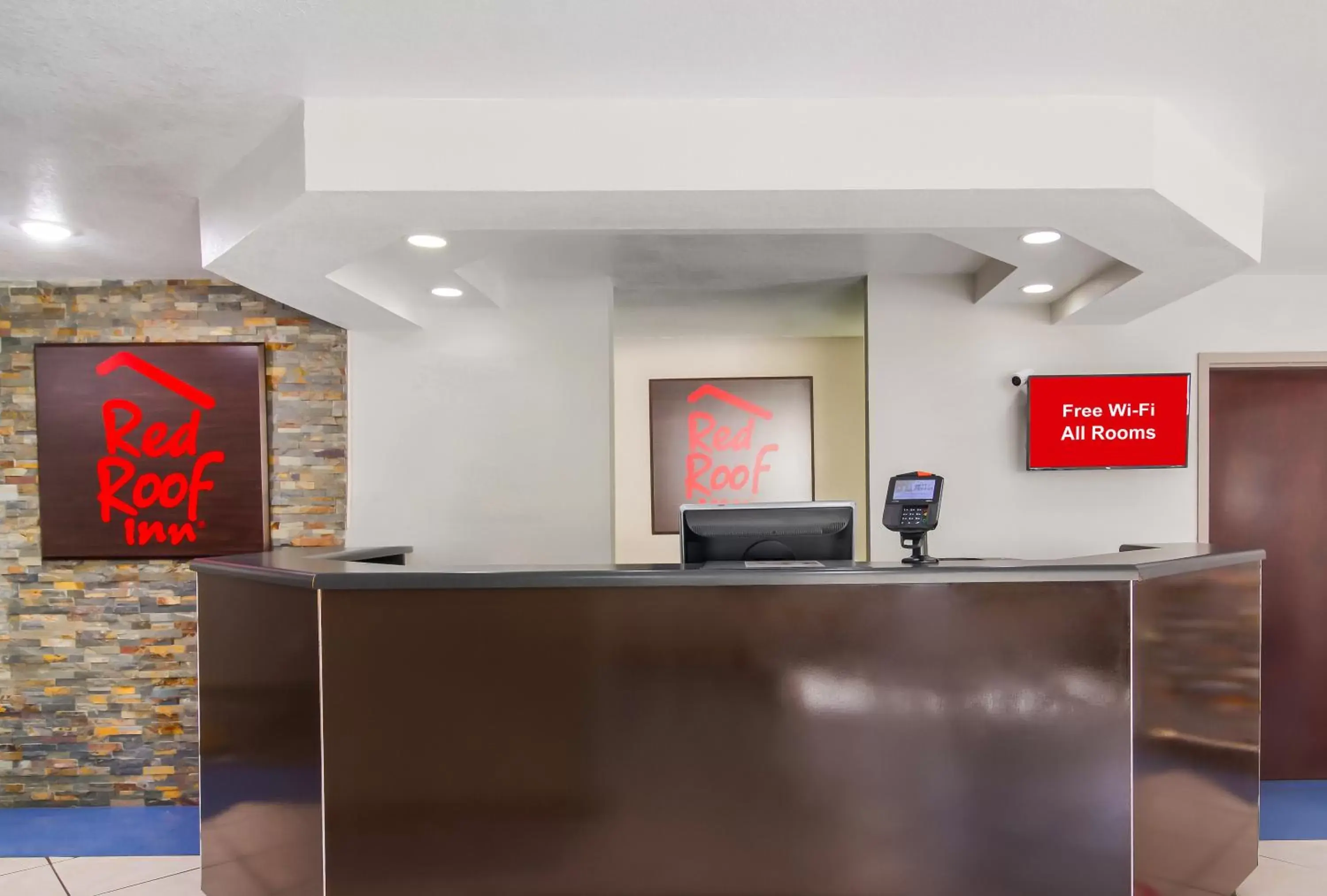 Lobby or reception, Lobby/Reception in Red Roof Inn Darien - I-95 North Brunswick