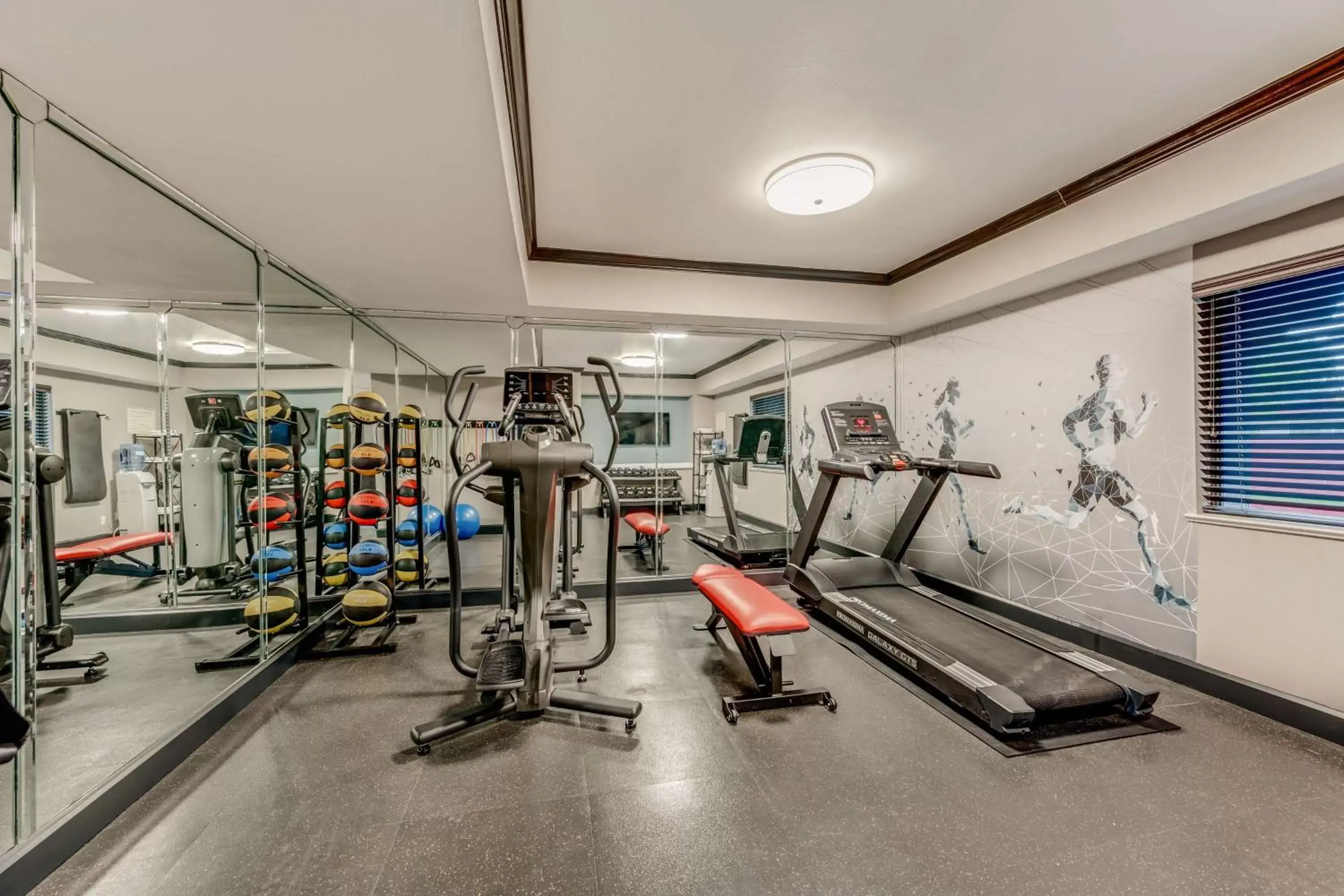 Spa and wellness centre/facilities, Fitness Center/Facilities in Best Western Huntsville