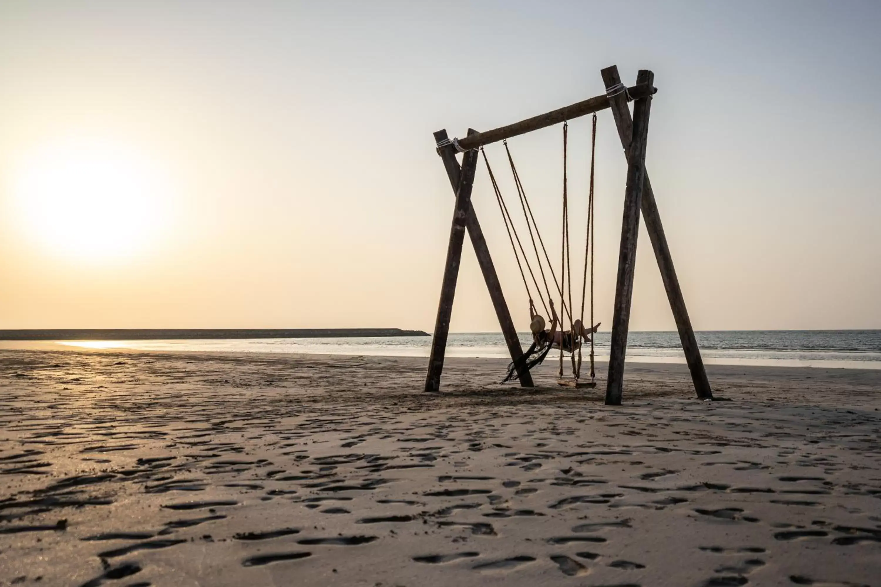 Beach in The Cove Rotana Resort - Ras Al Khaimah