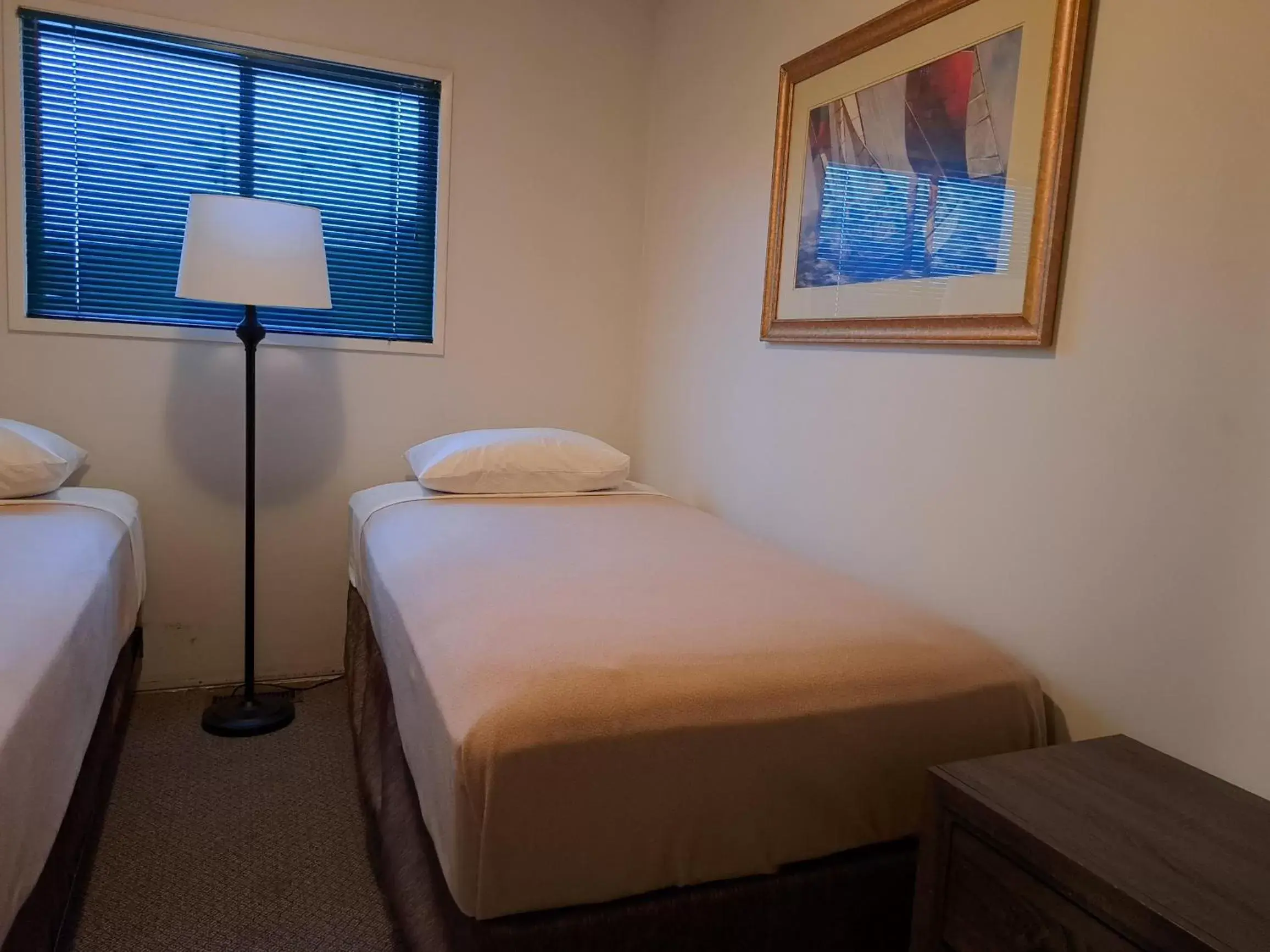 Bedroom, Bed in Richter Pass Beach Resort