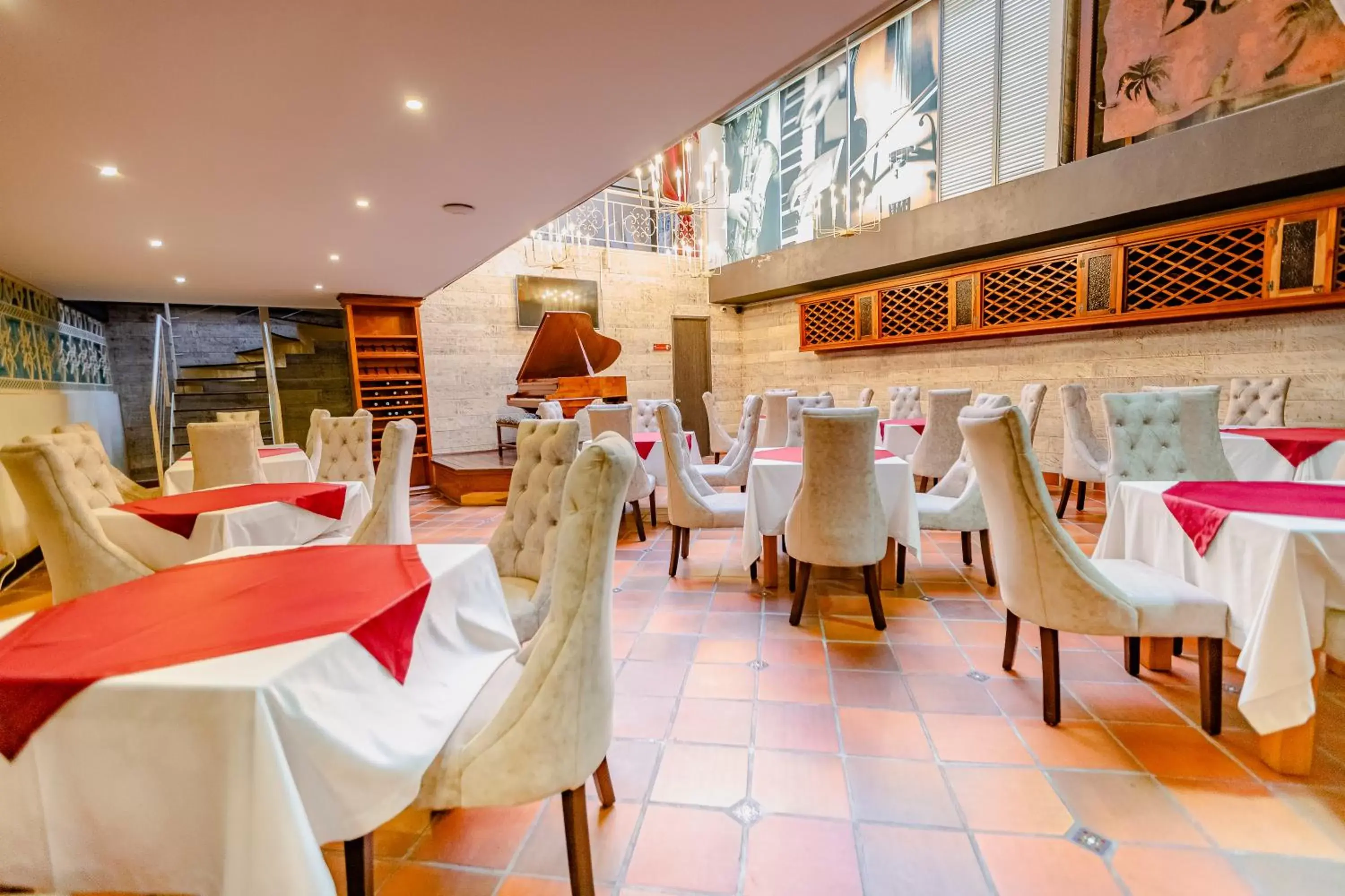 Restaurant/Places to Eat in Hotel Du Parc