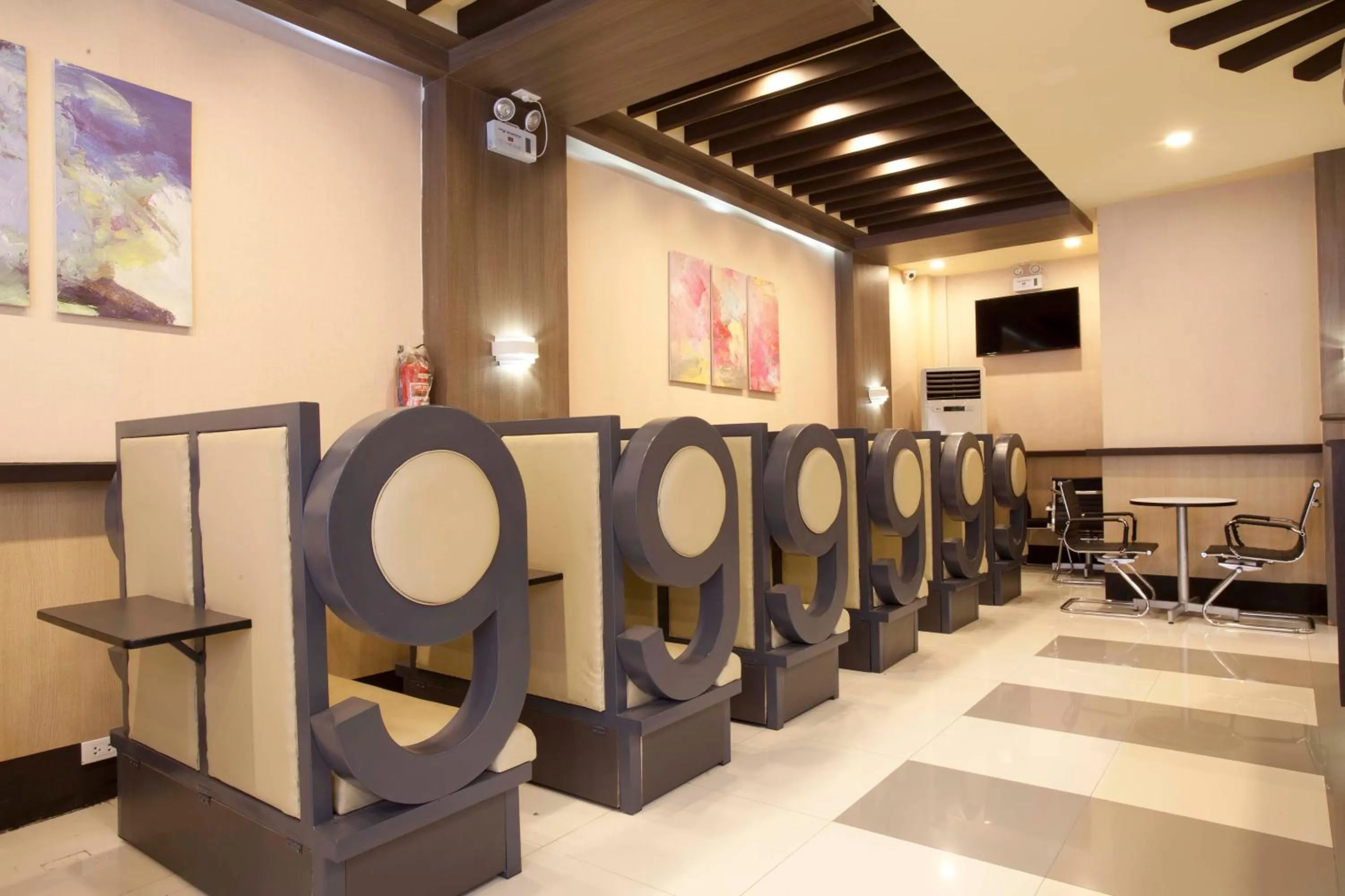 Lobby or reception in Hotel 99 Quiapo