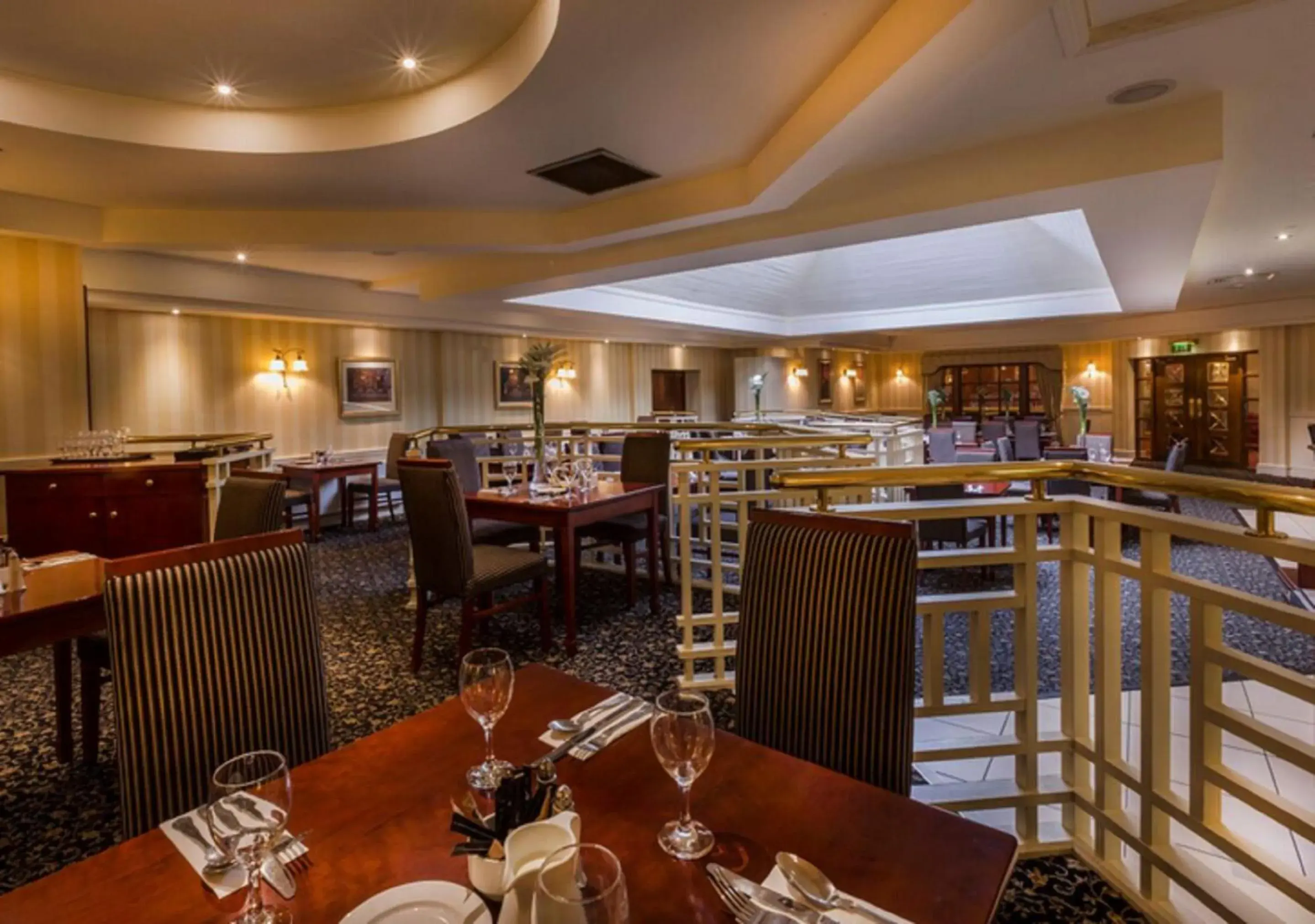 Restaurant/places to eat in Ardboyne Hotel