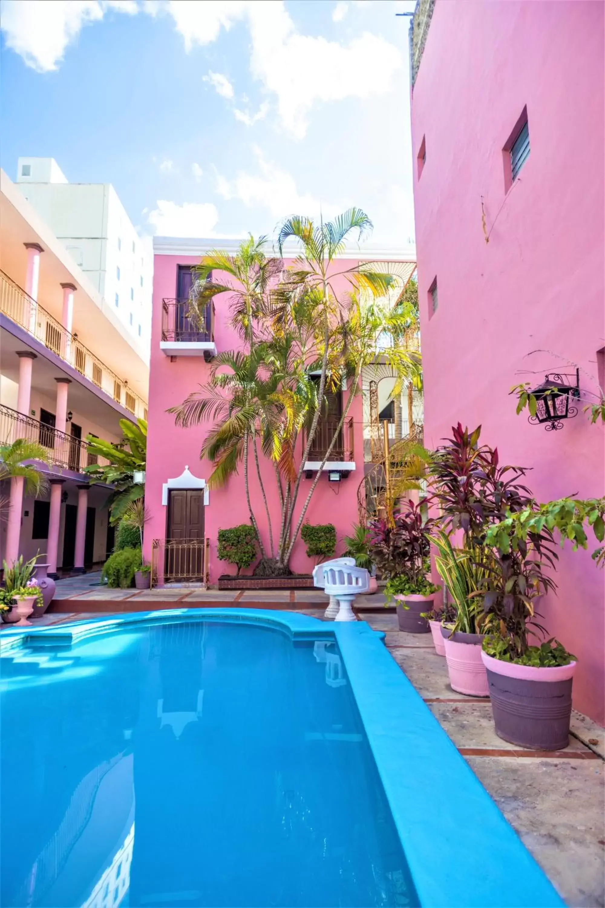 Swimming Pool in Hotel Santa Lucía