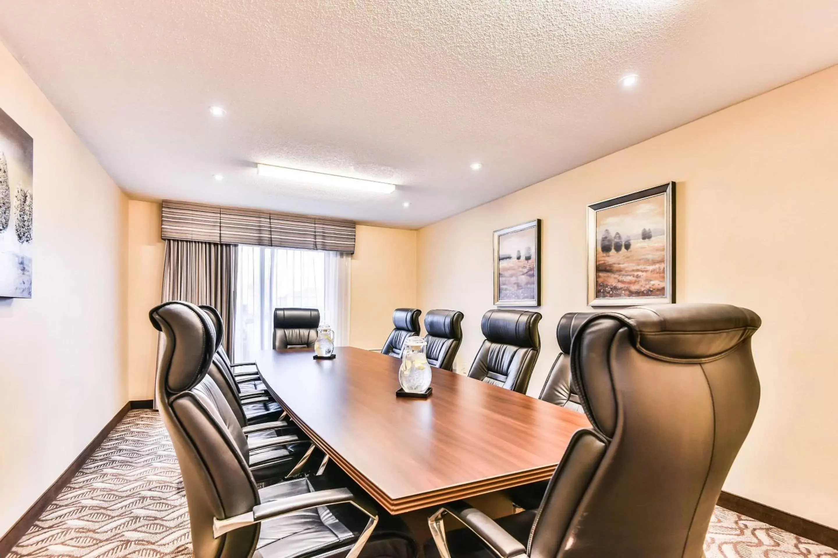 On site in Comfort Inn & Suites Ambassador Bridge