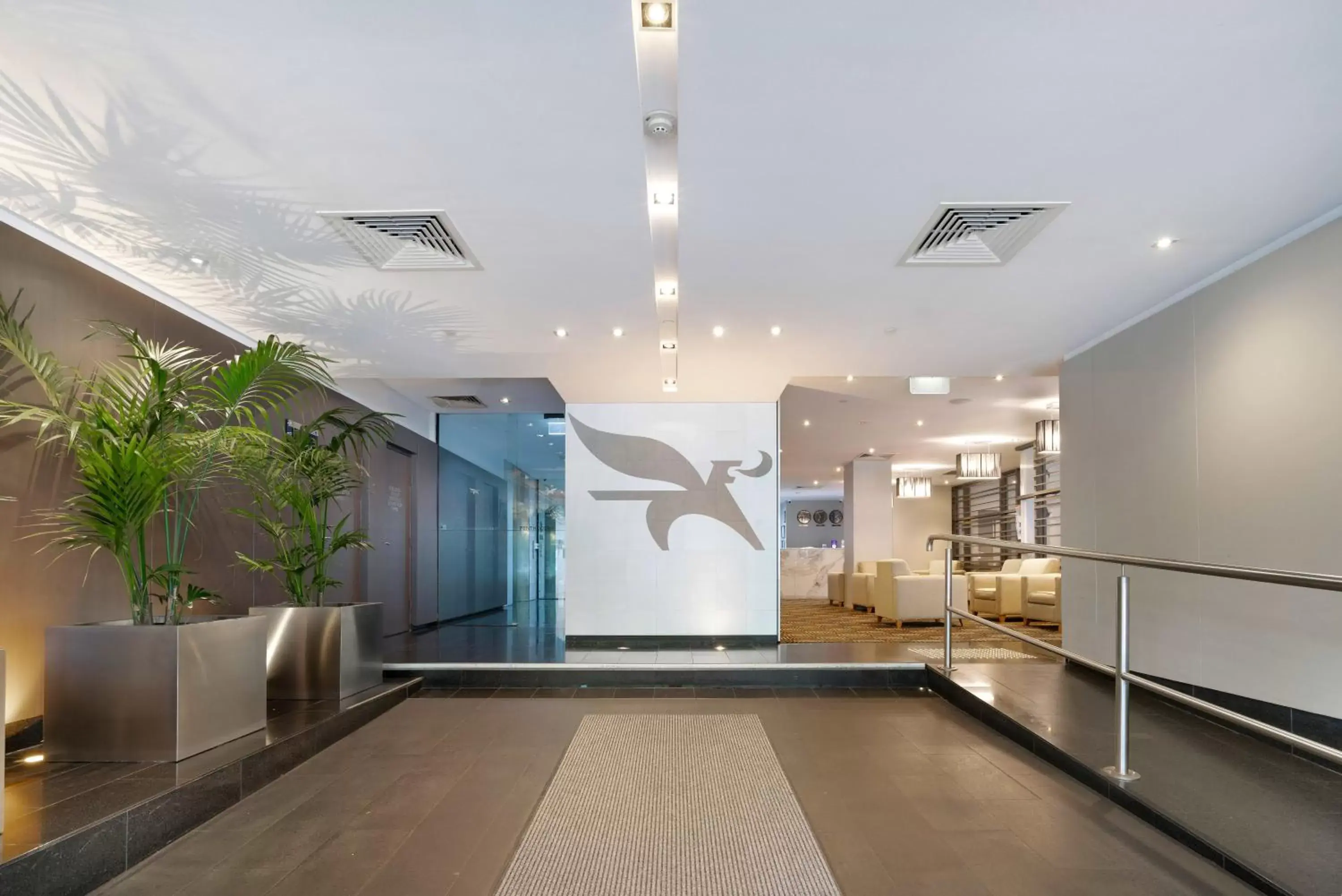Facade/entrance, Lobby/Reception in Park Regis Griffin Suites