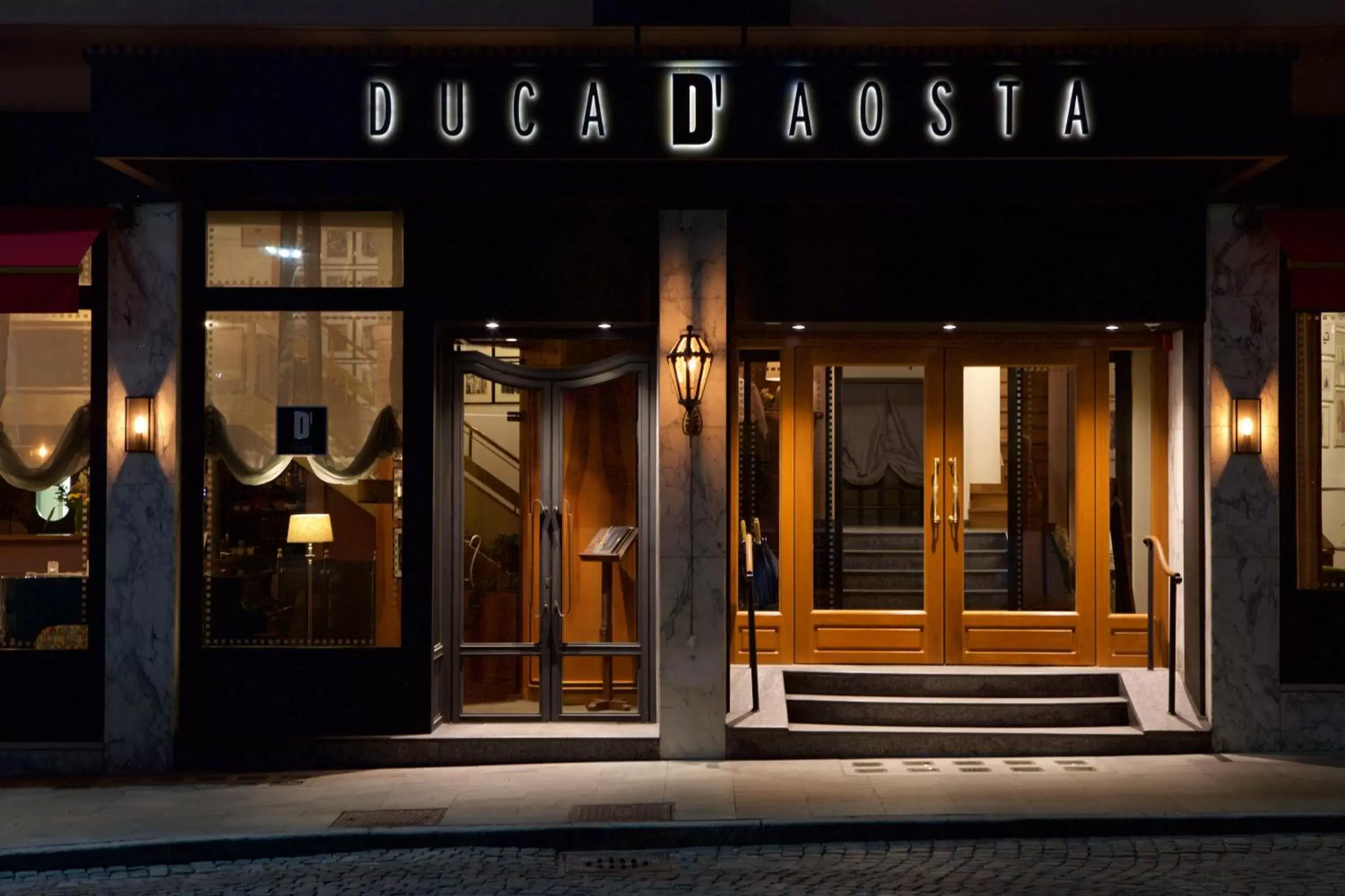 Facade/entrance in Duca D'Aosta Hotel