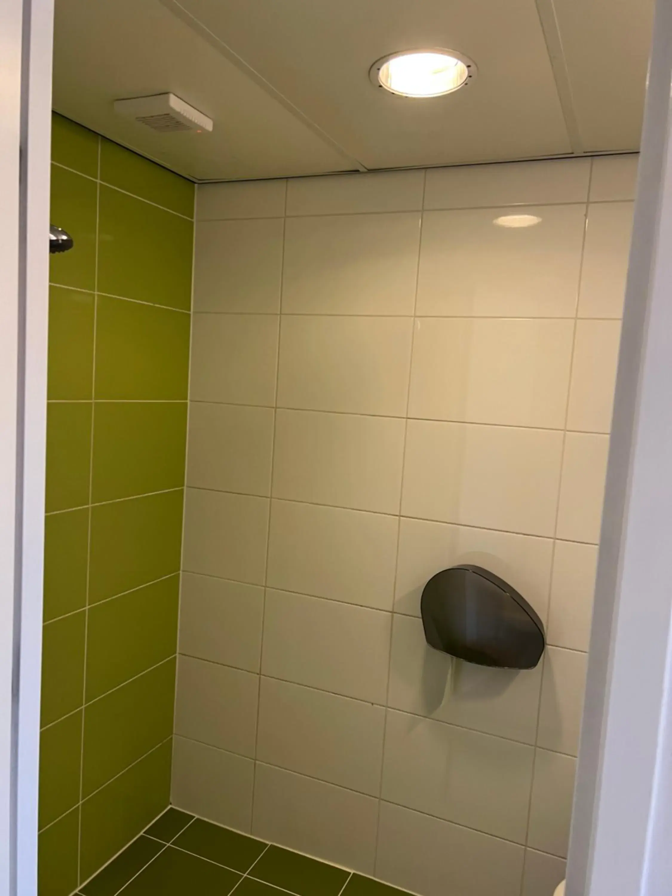 Shower, Bathroom in MAX Hotel Amsterdam
