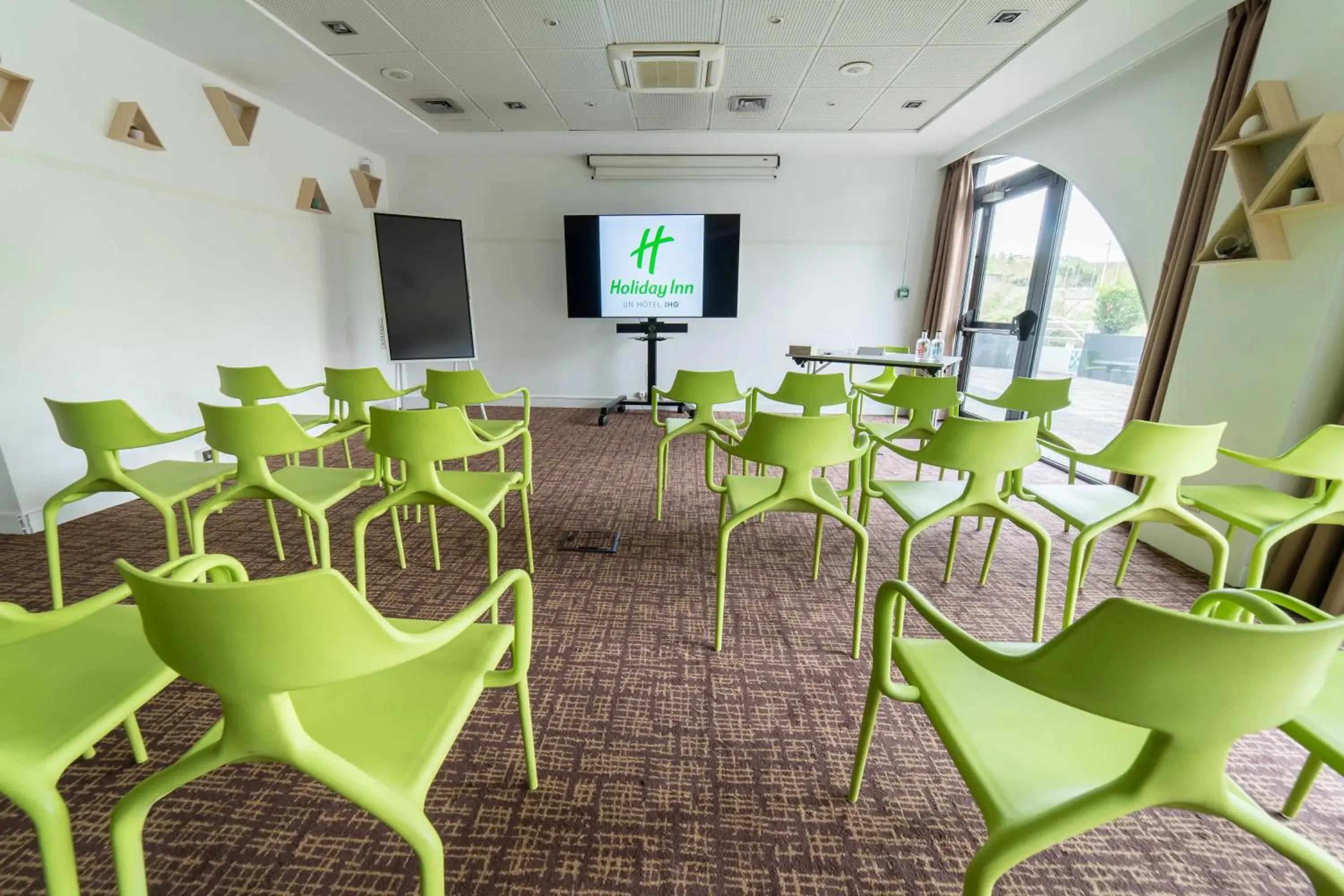 Meeting/conference room in Holiday Inn Lyon Vaise, an IHG Hotel