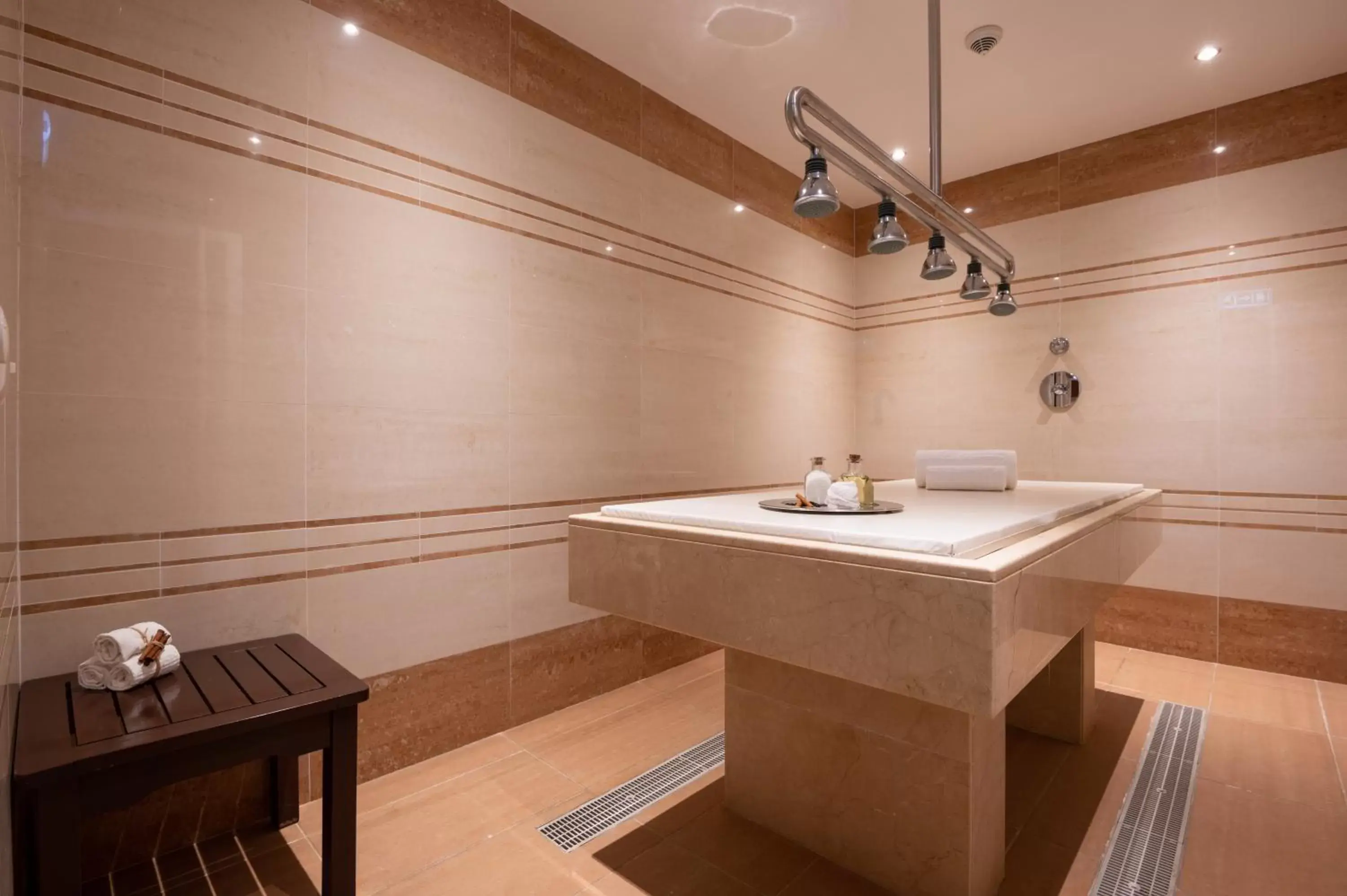 Spa and wellness centre/facilities in Vila Gale Albacora Spa and wellness centre/facilities in Vila Gale Albacora