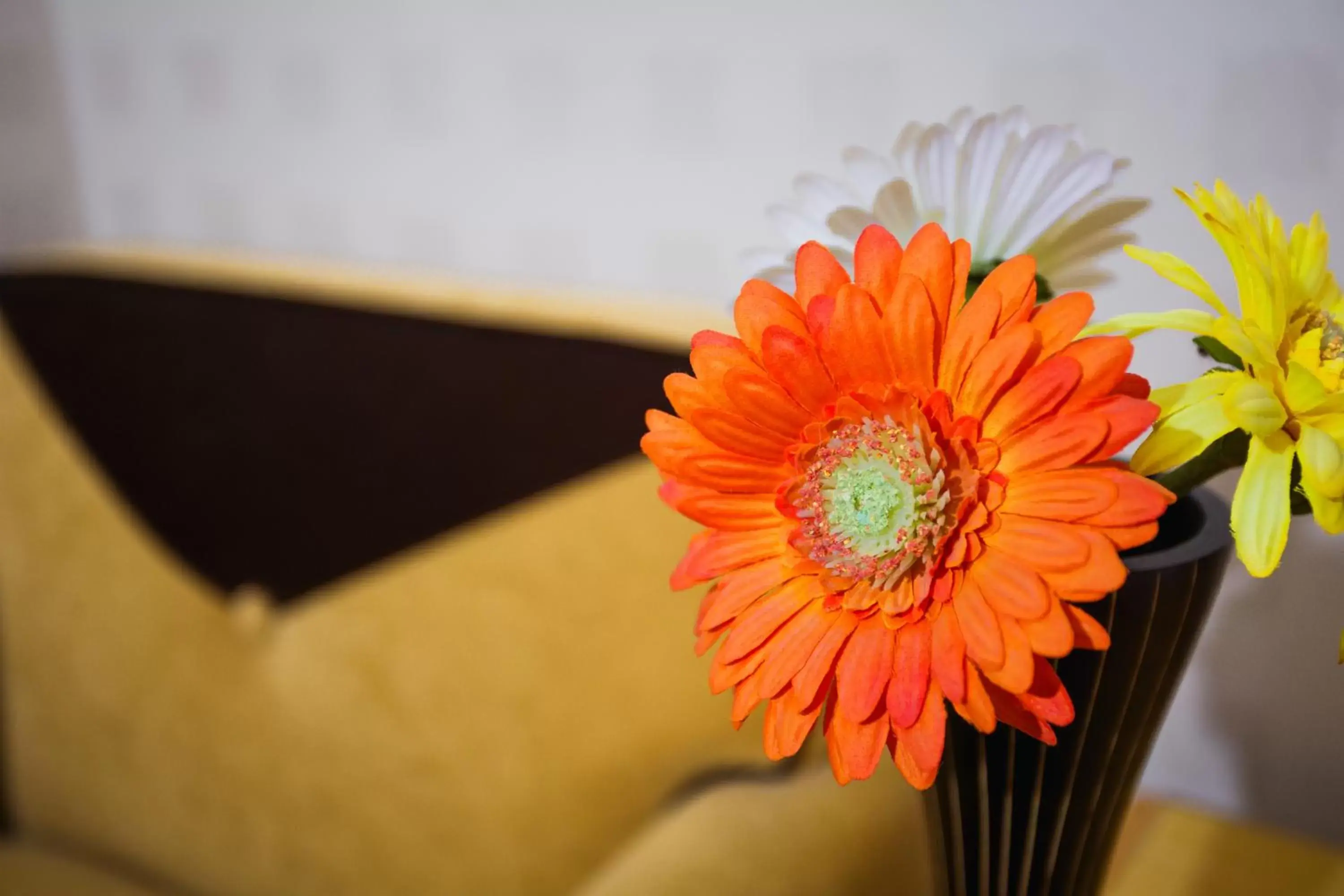 Decorative detail in Menlo Park Inn