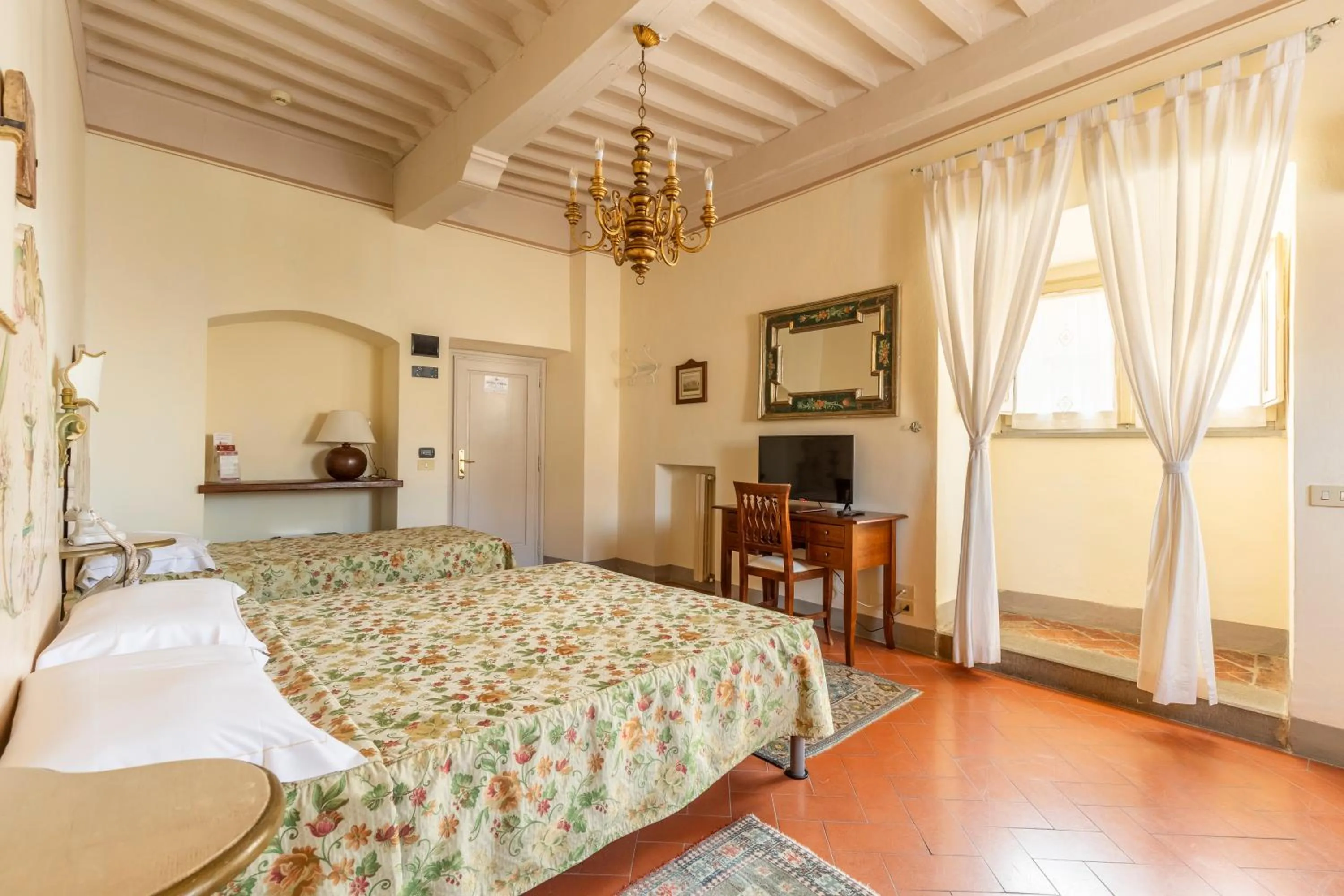 Bedroom, Bed in Hotel San Michele